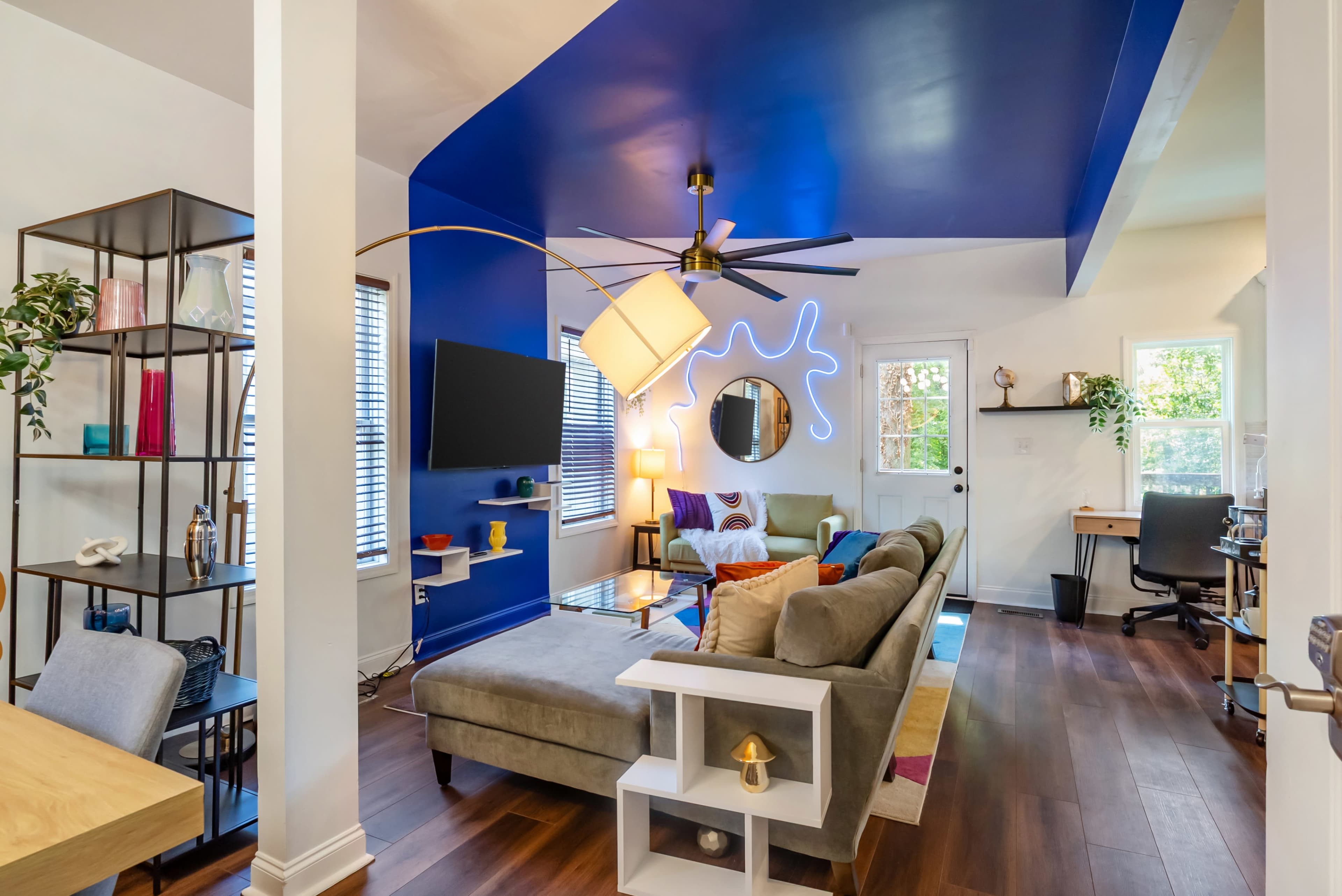 Luxury Vivid Modern House (Bauhaus inspired) Image in Venetian Hills, Atlanta, GA