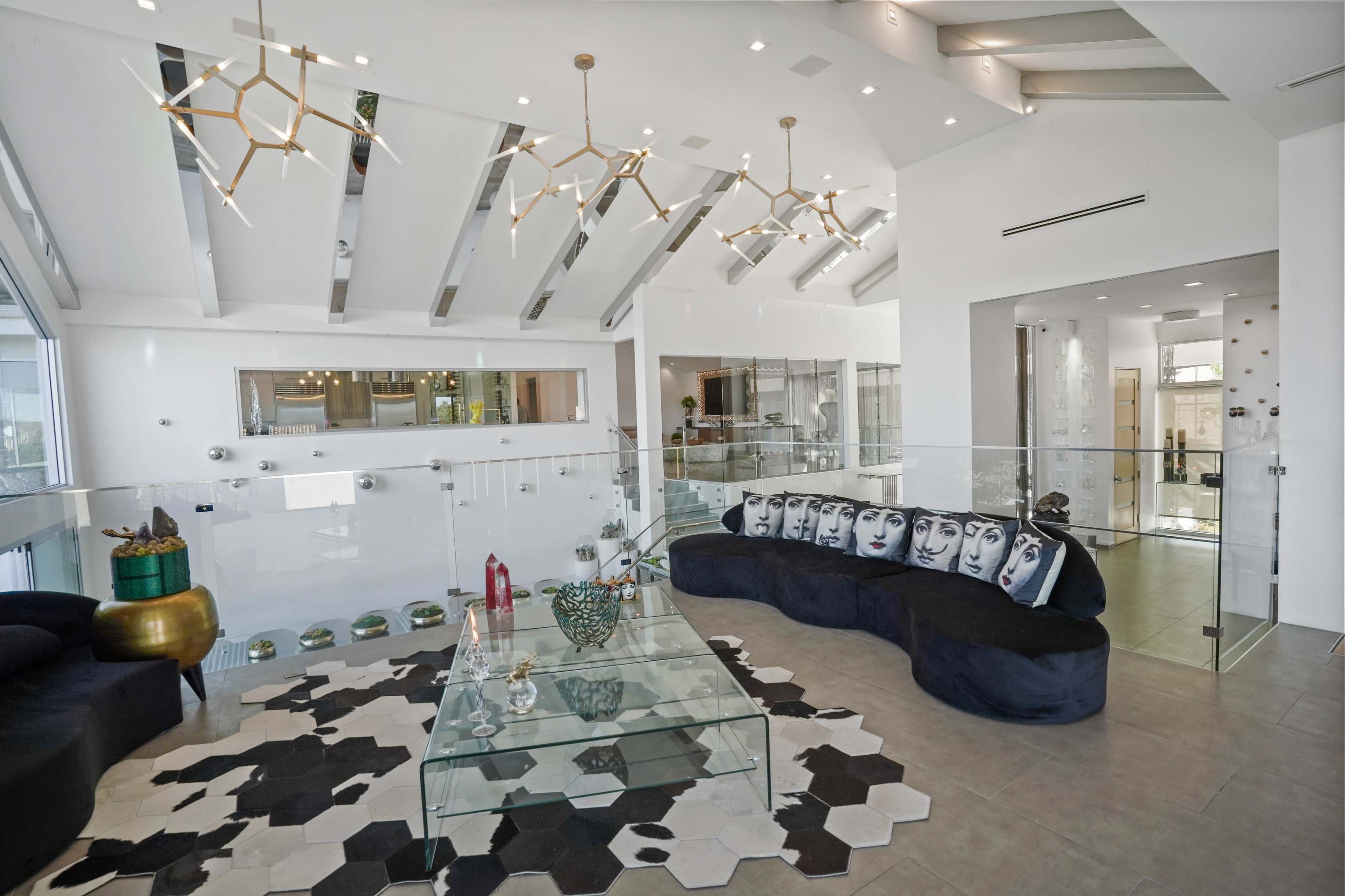 The Modern Mansion, Zen Resort-Like Backyard, Endless Views, Movie Theater, Boutique Hotel Style Bars, Modern Outdoor Lounges & Treehouse Image in , Westlake Village, CA