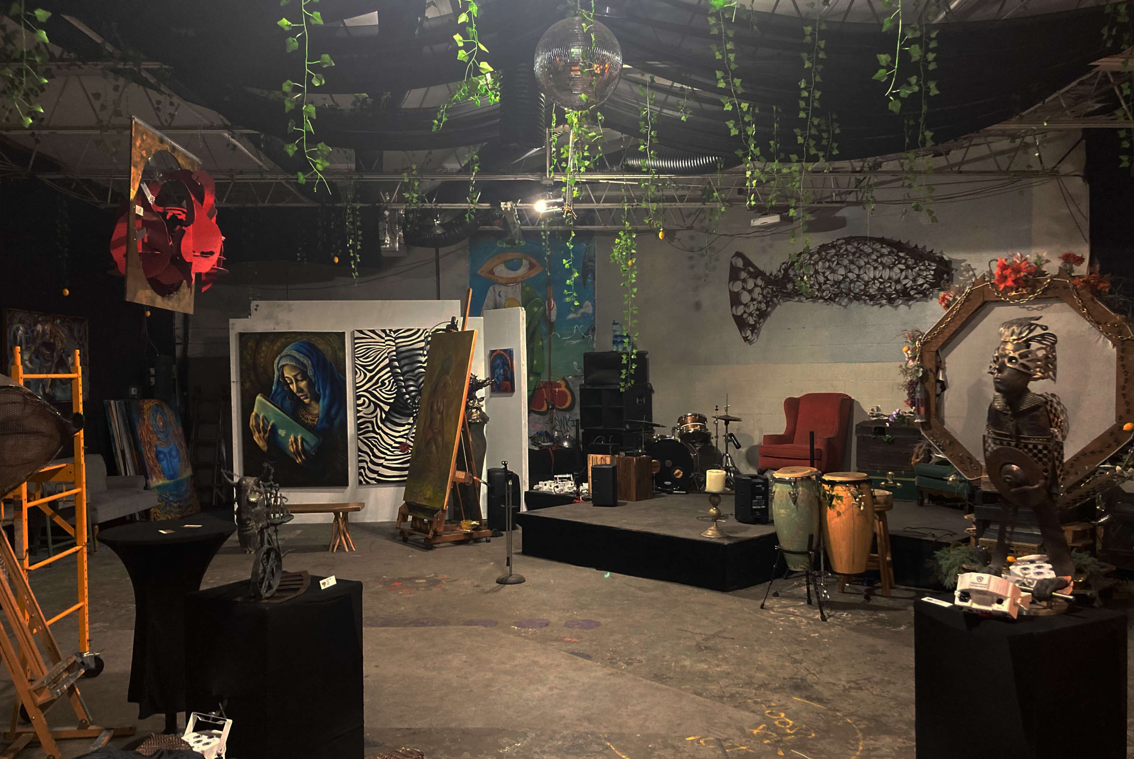 Versatile Art Gallery & Event Space for parties, meetings, photoshoots and all gatherings Image in St. Petersburg, St. Petersburg, FL