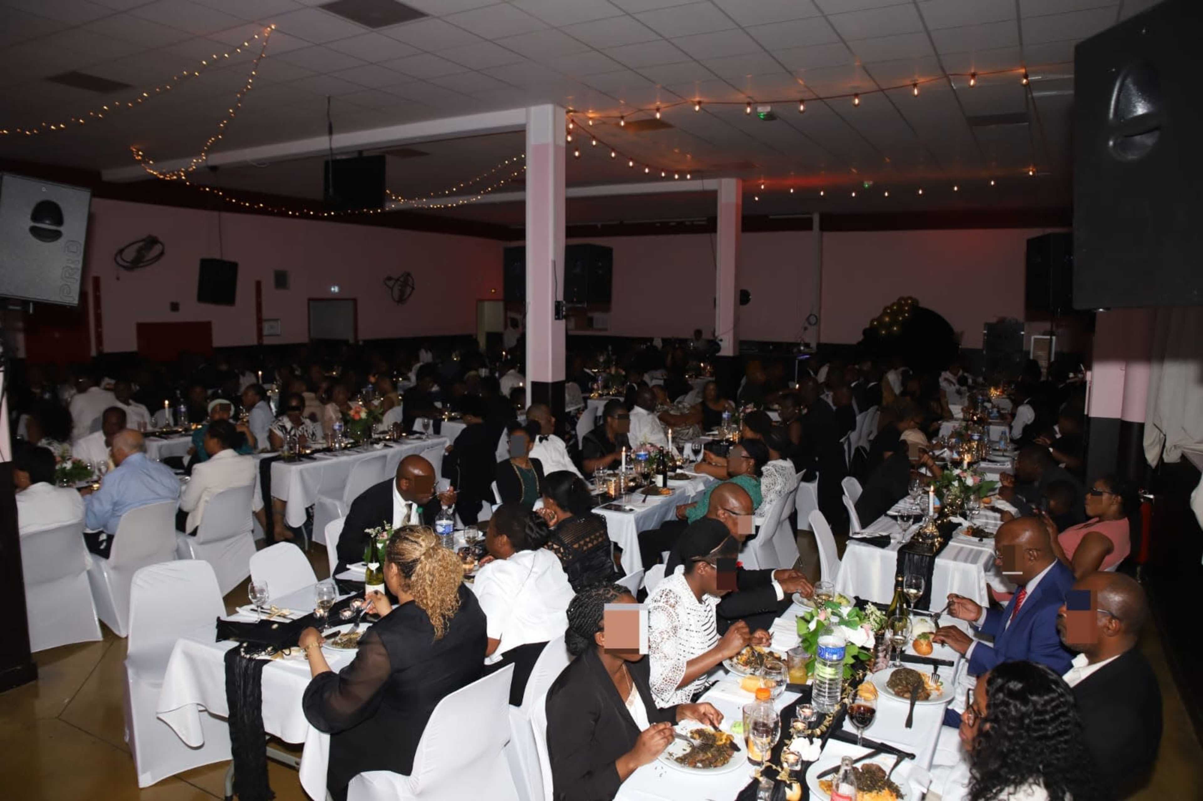 Salle de conférence, seminaire, concert, gala, tout types d'événement, spacieux avec accès parking gratuit Image dans , Villejuif, 