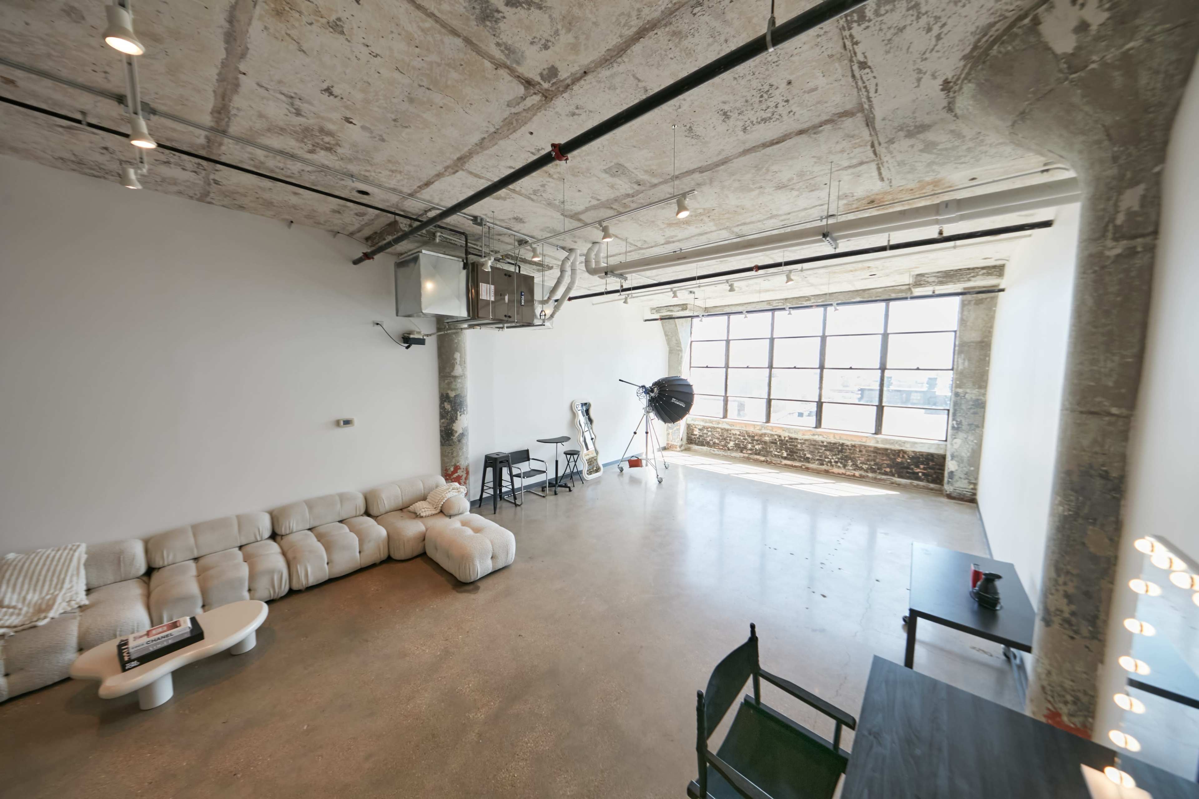 South Loop Loft photo studio Image in South Side, chicago, IL