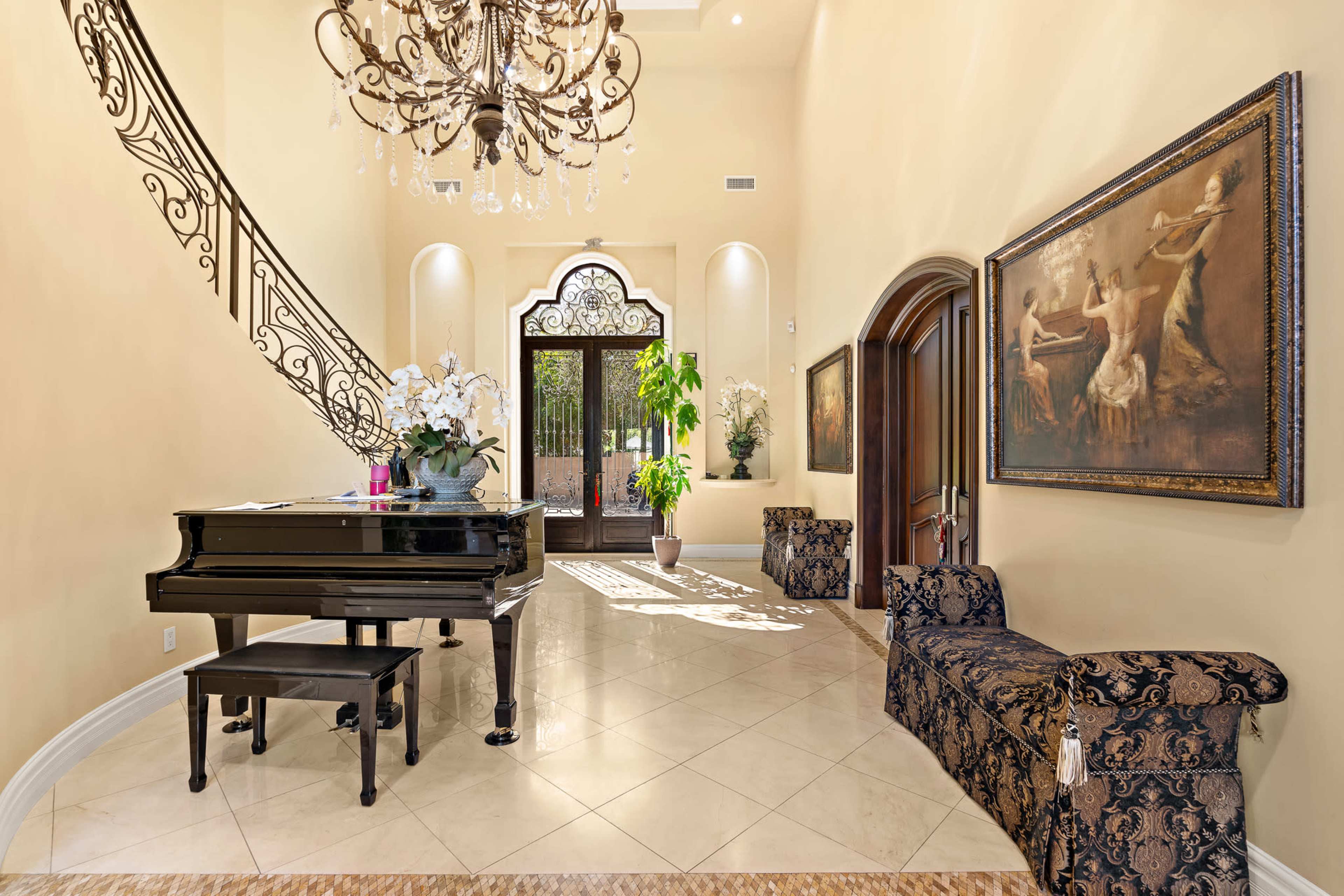 Elegant Northridge Home with Iconic Driveway Image in Northridge, Northridge, CA