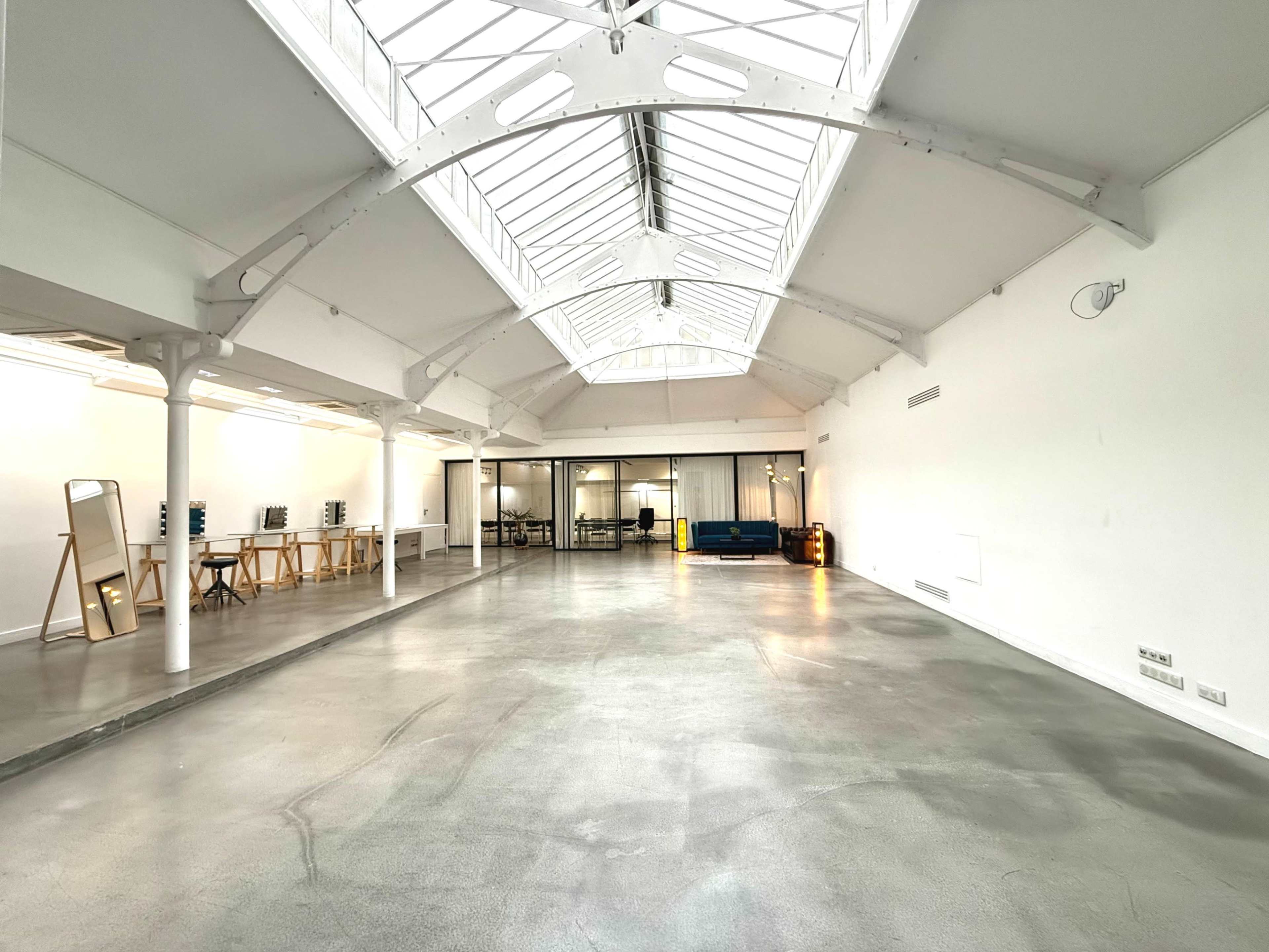 ESPACE ATYPIQUE EN PLEIN COEUR DU MARAIS Image in Saint-Merri, paris, 