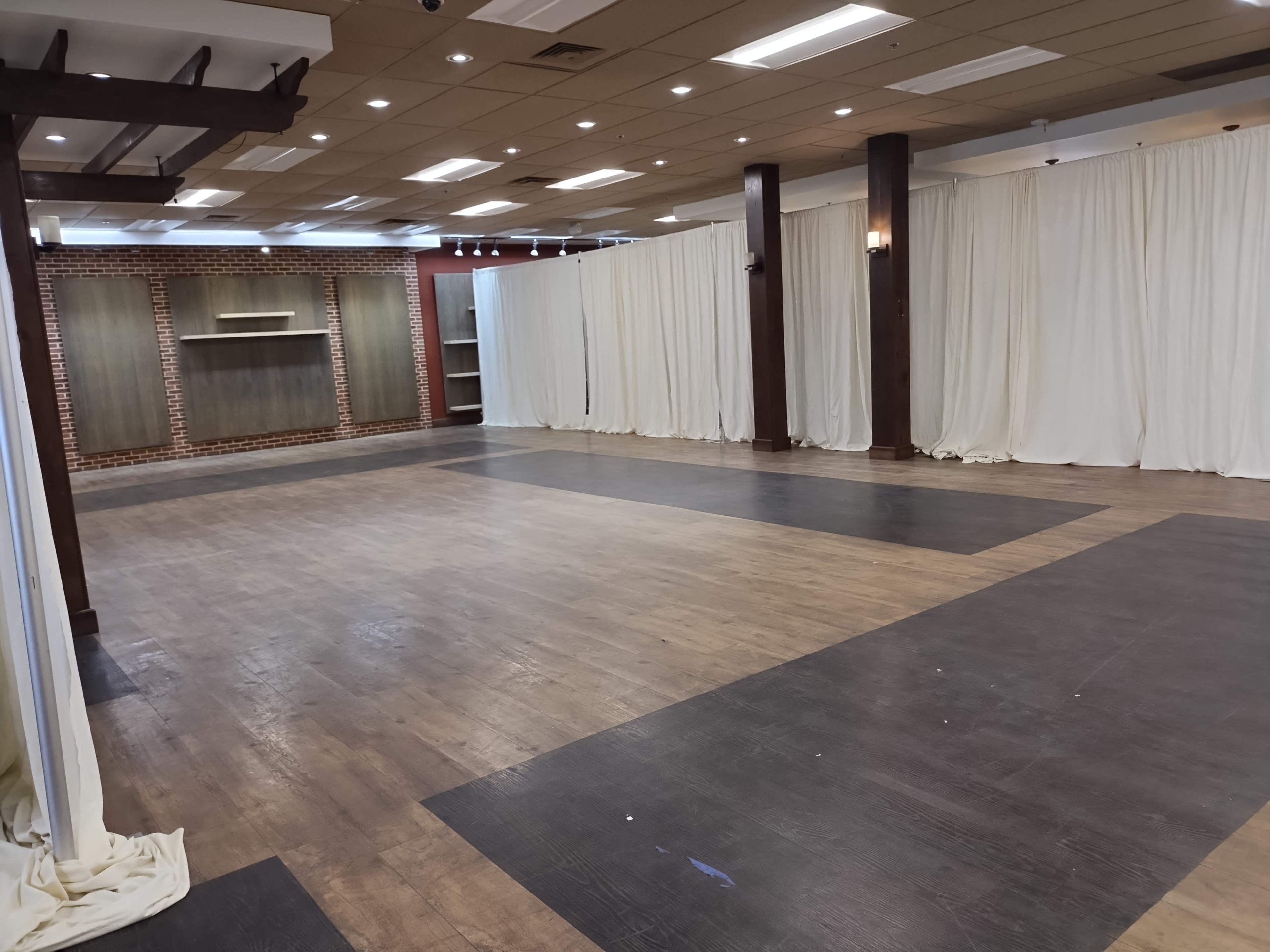 Roomy Versatile Meeting Space and Event Room Image in Laurel, Laurel, MD