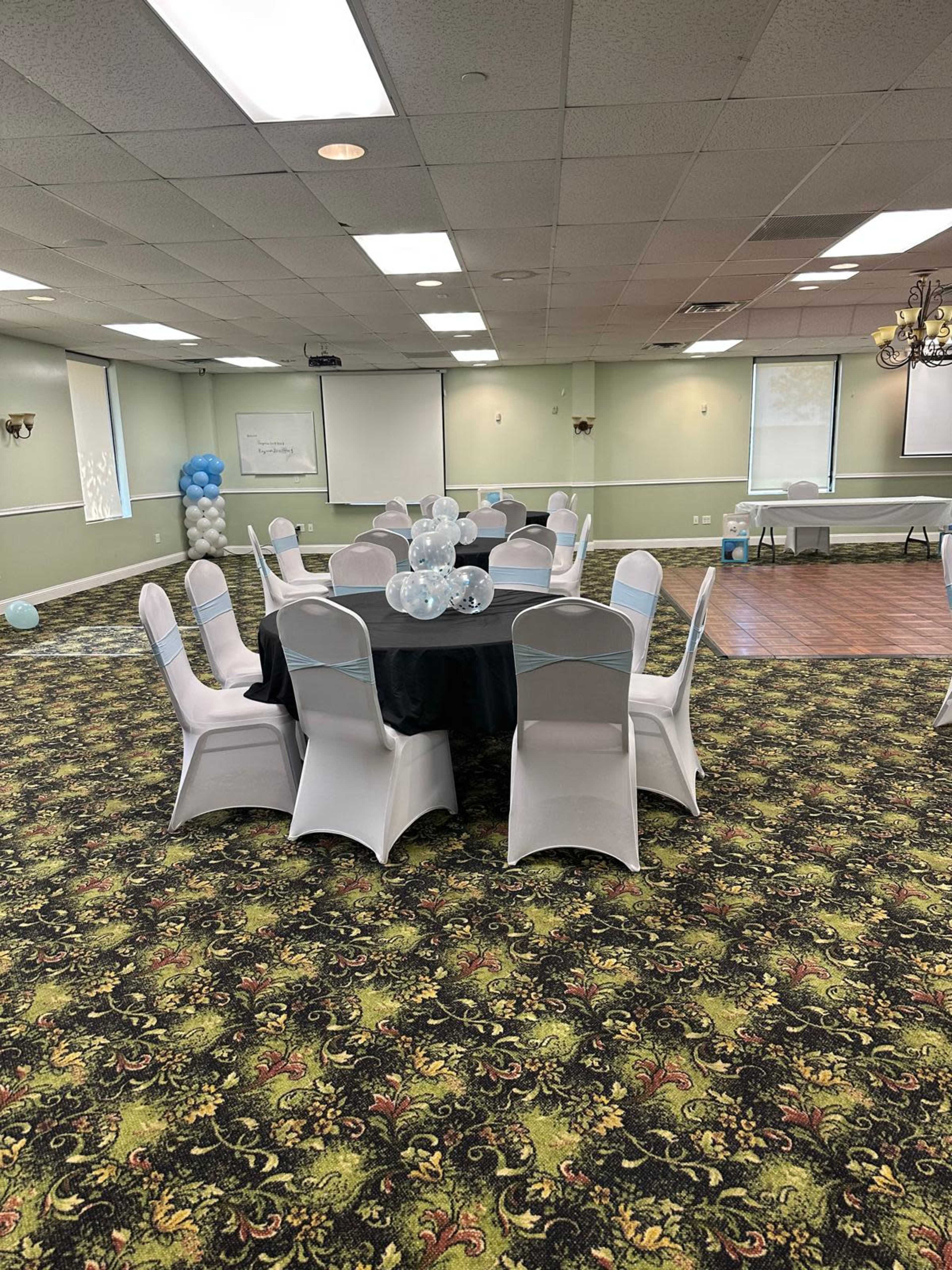 L’ambiance Banquet Hall: Toledo’s Destination for Unforgettable Events Image in Reynolds Corners, Toledo, OH