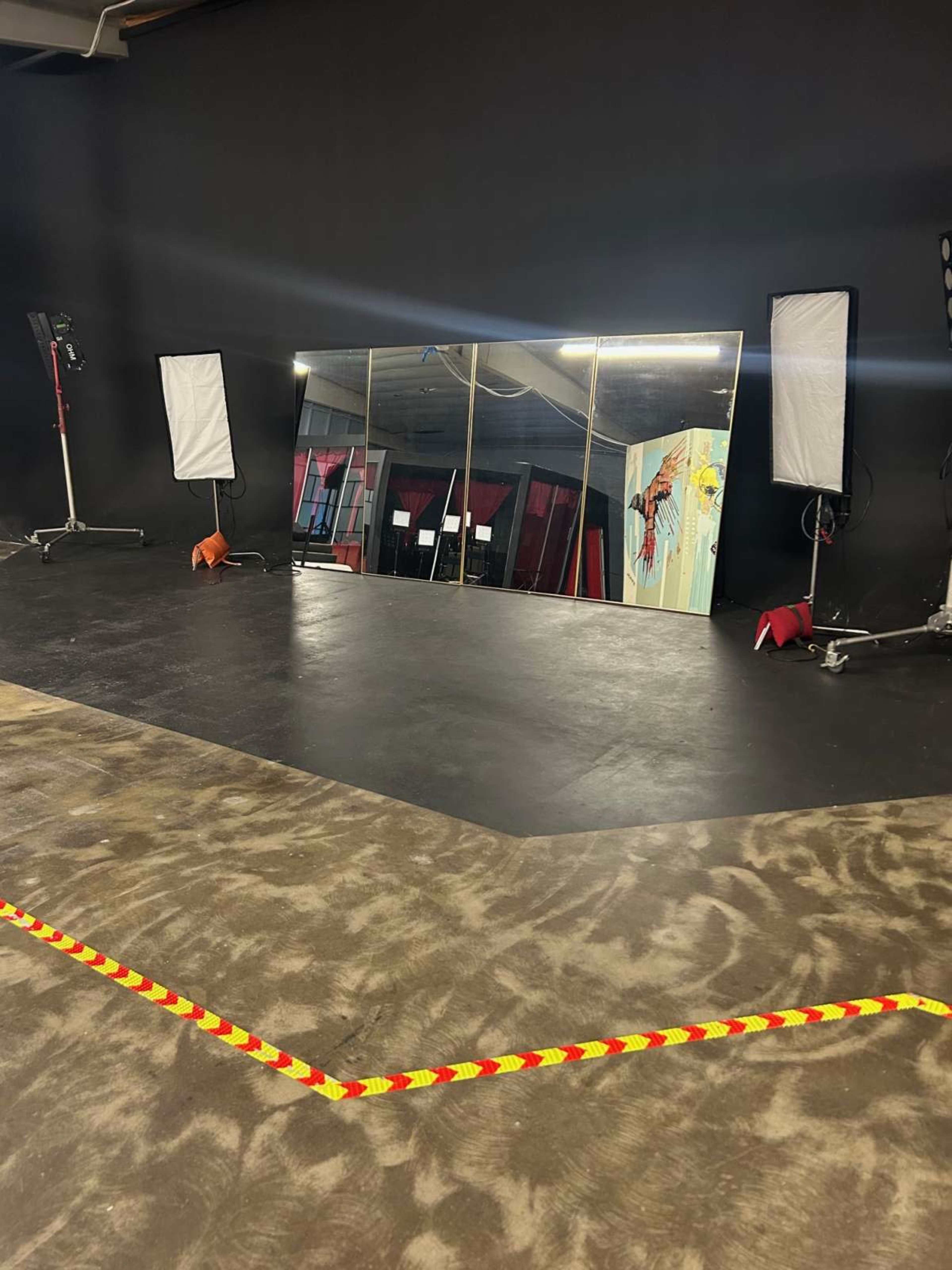 Burbank Dance Rehersal Space Image in Burbank, Burbank, CA