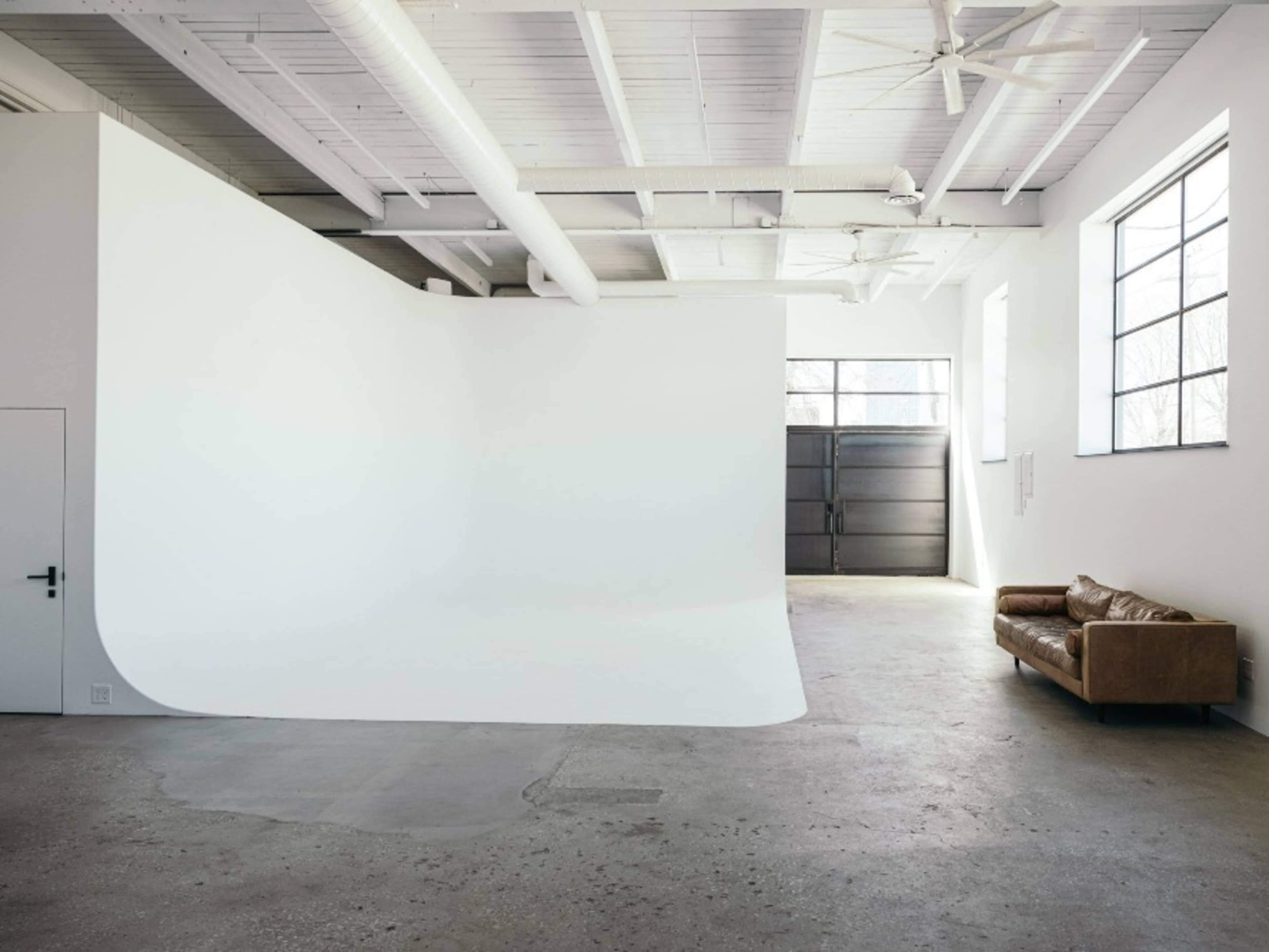 CYC WALL PAINT