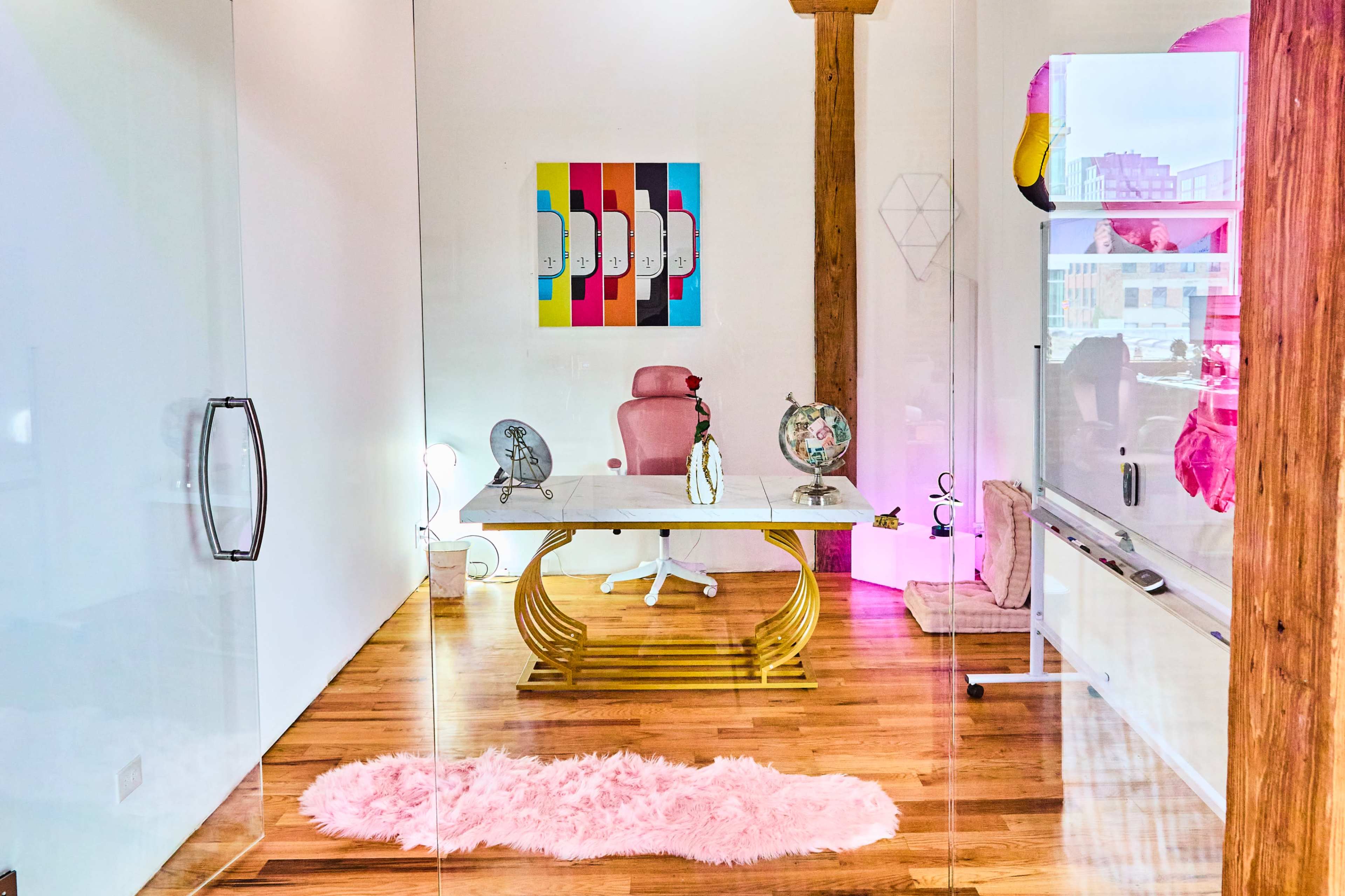 Creative Loop Meeting with Extras! Rooftop! Image in Near West Side, Chicago, IL