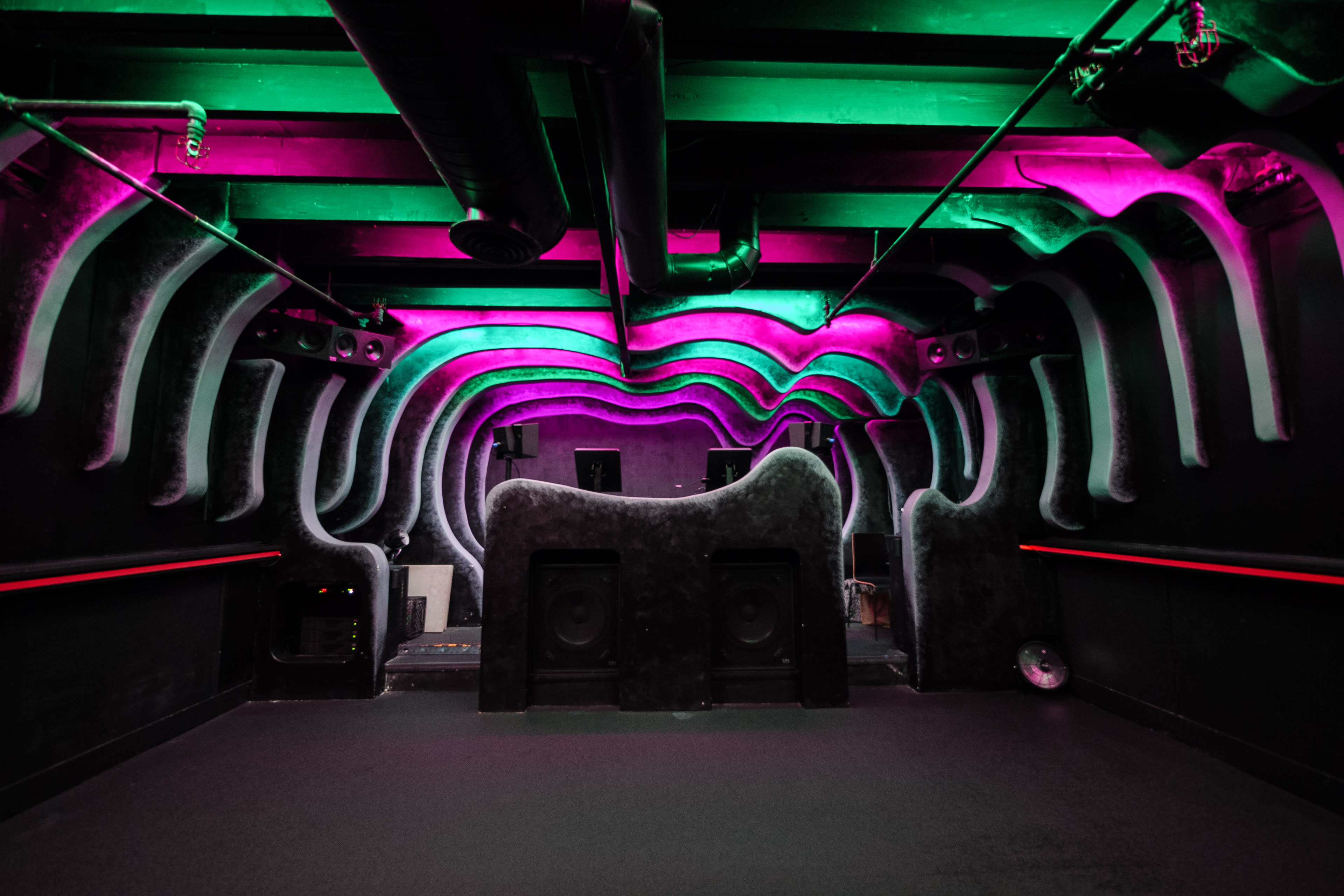 Uniquely designed 3-Story Restaurant, Bar, and Nightclub Image in Ridgewood, Ridgewood, NY