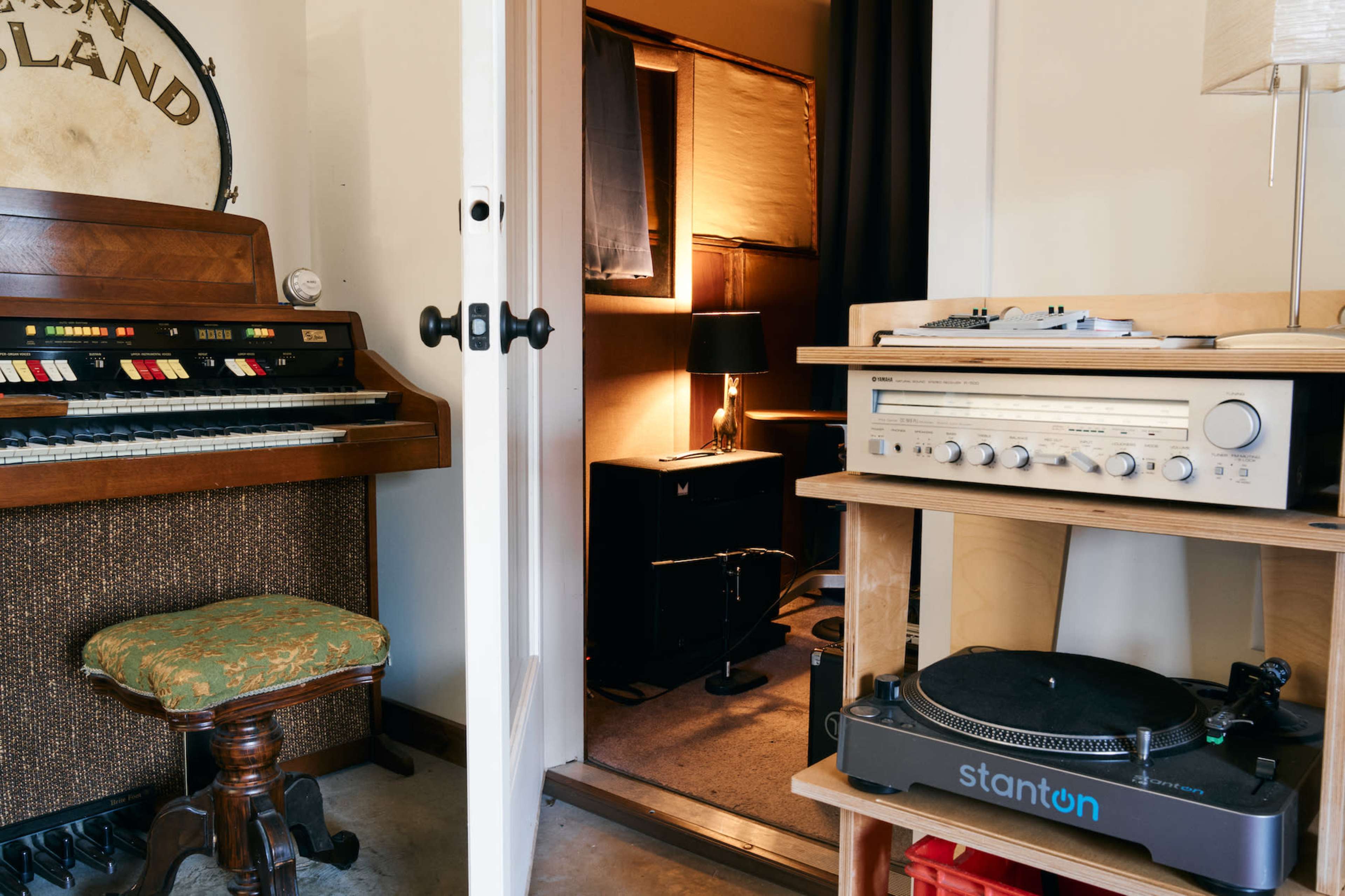The Place To Be - Recording Studio Image in Madison, Madison, TN