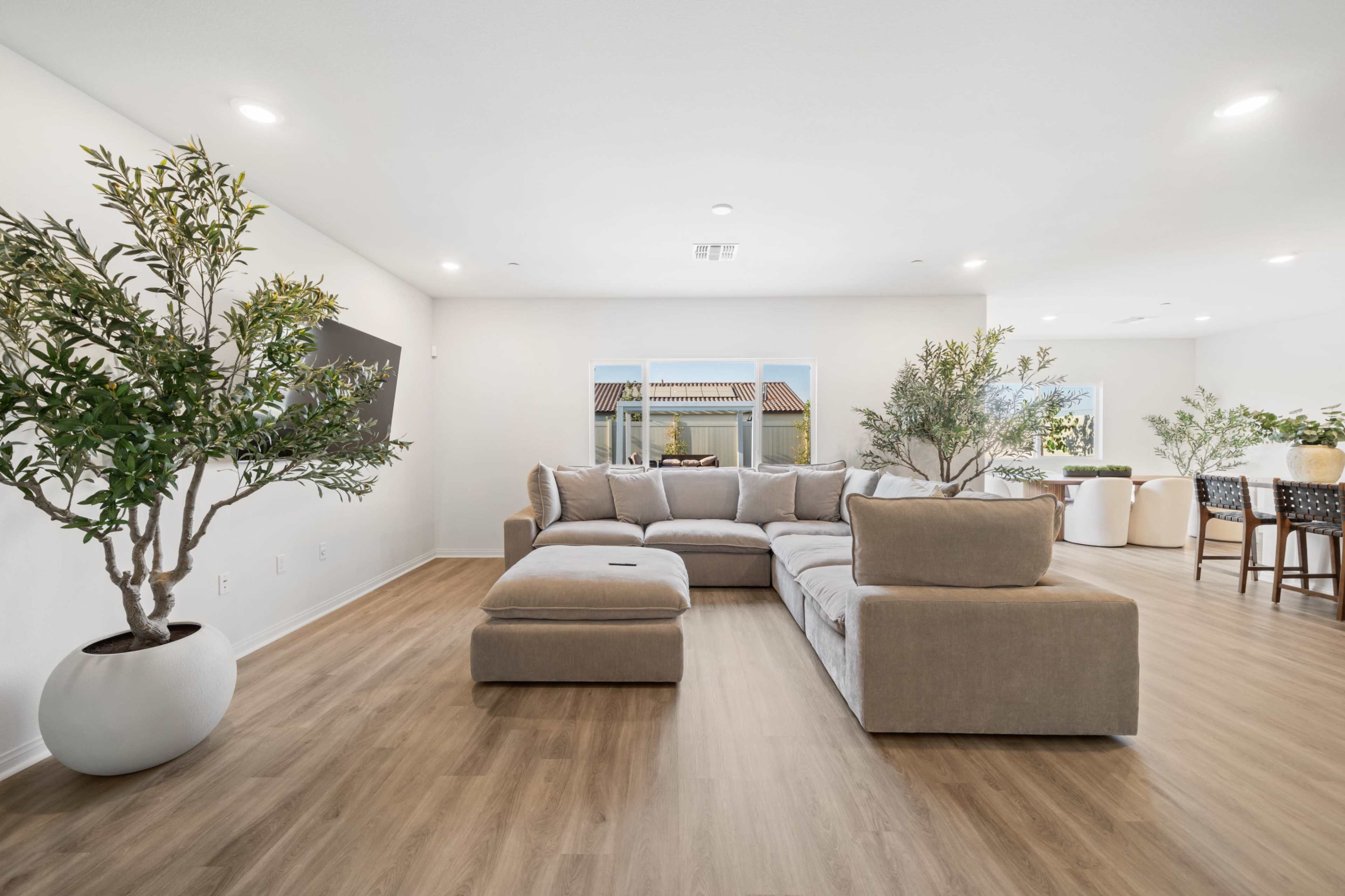 New residential space Image in Park Avenue, Bakersfield, CA