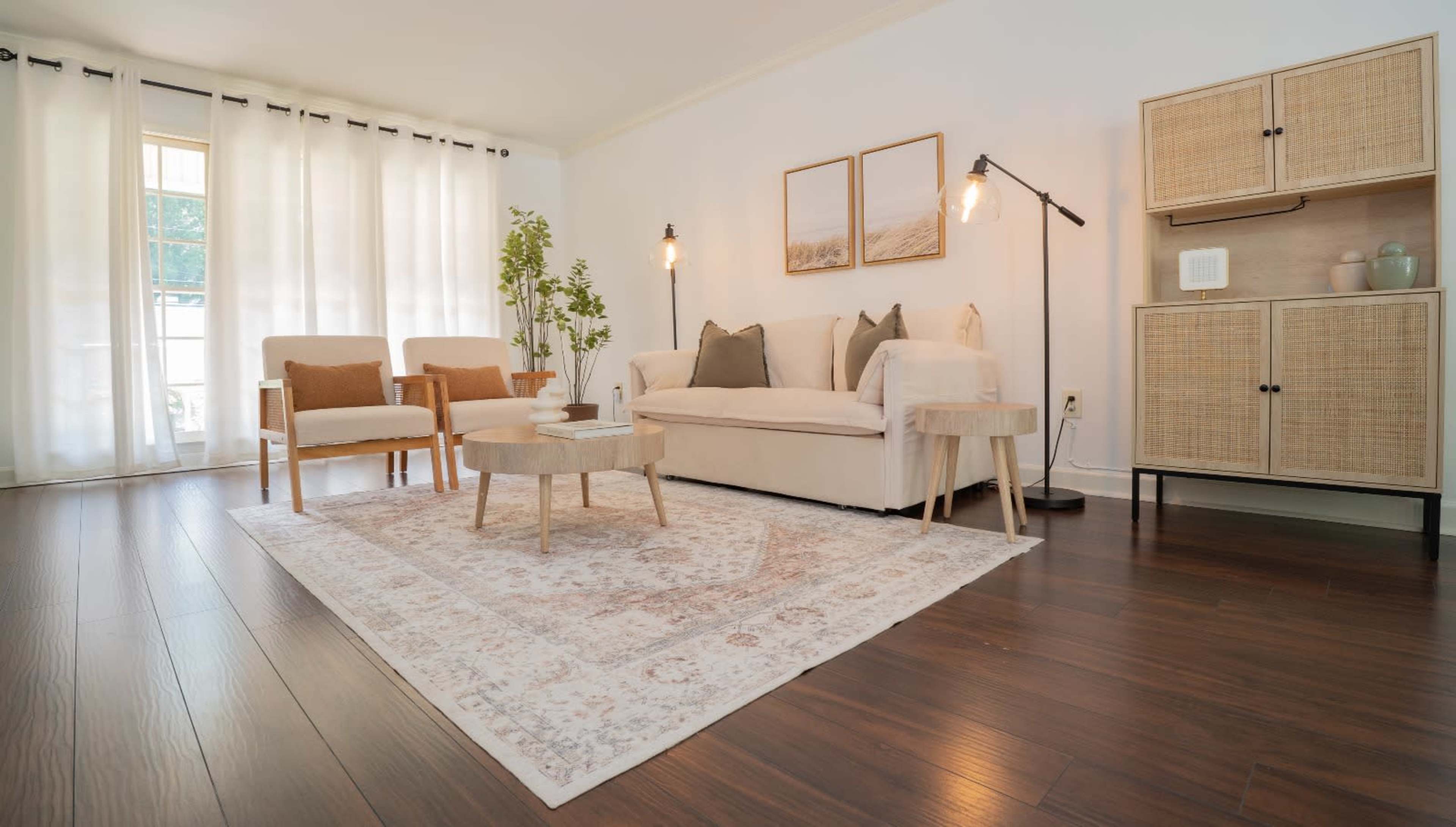 Spacious Modern Home with Cozy Living Areas near Tucker/Norcross Image in Tucker, Tucker, GA