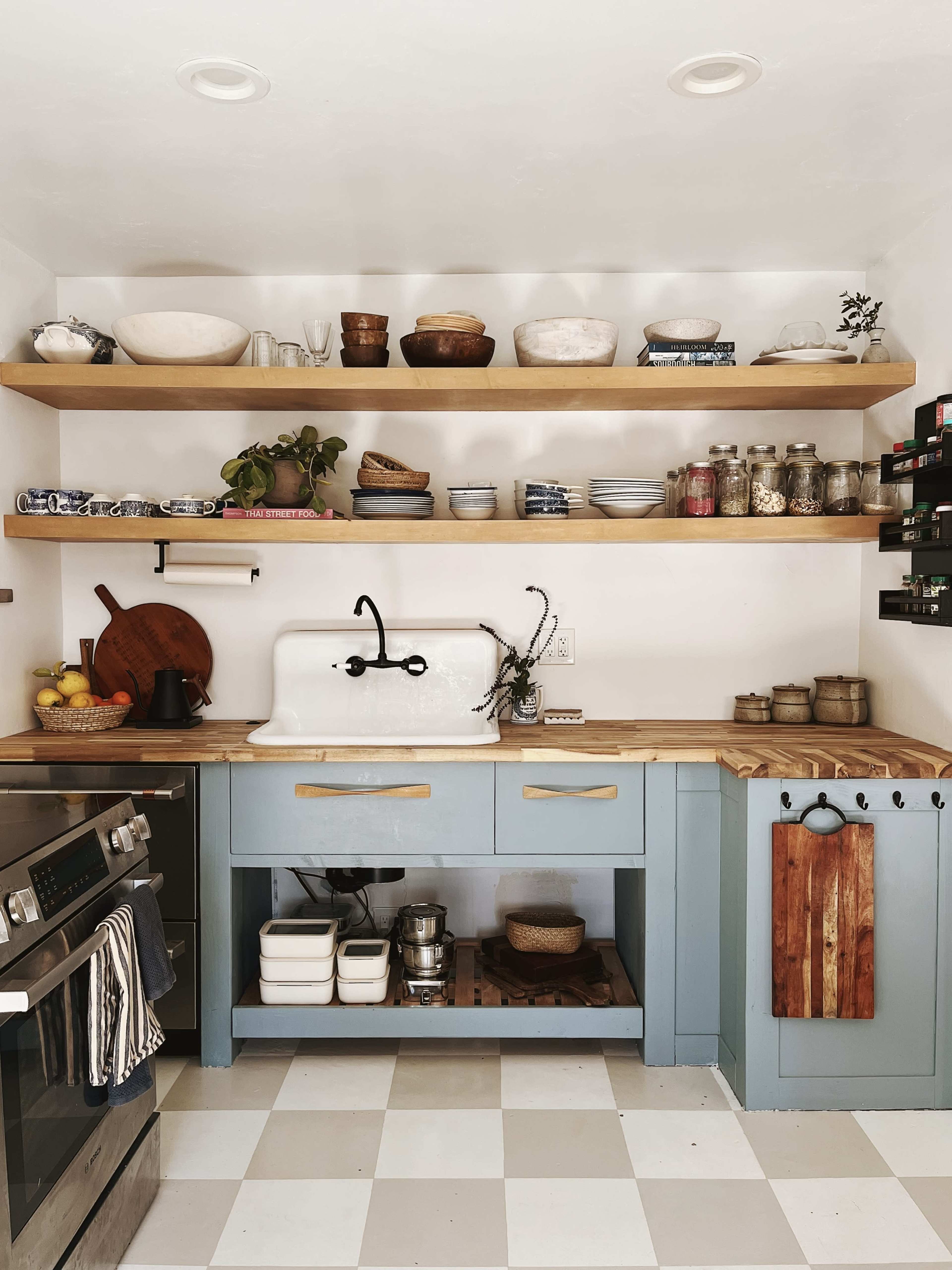 Adorable Kitchen & Cozy Coastal Cottage Image in Leucadia, Encinitas, CA