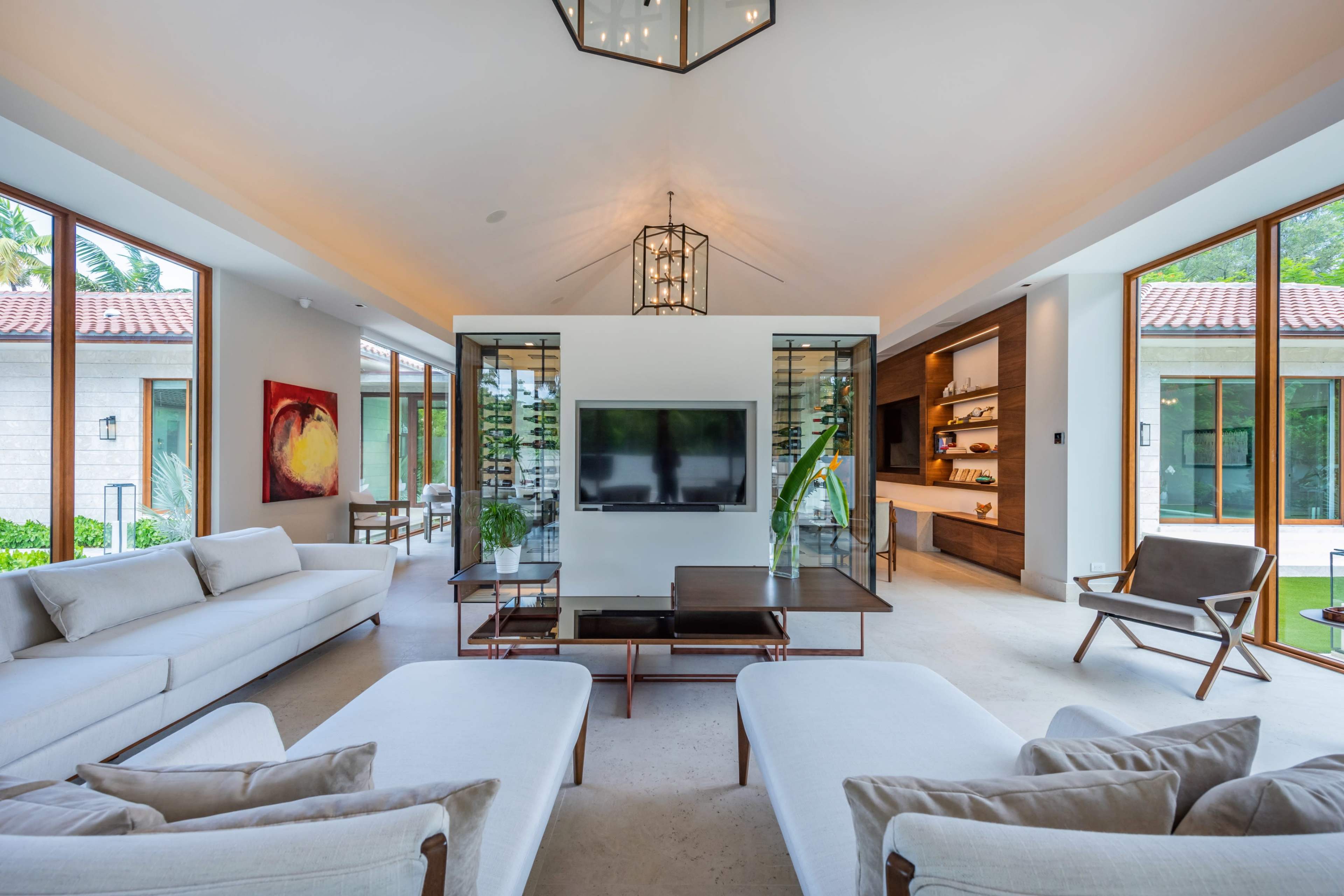 Solstice Hideaway Image in Upper East Side, Miami, FL