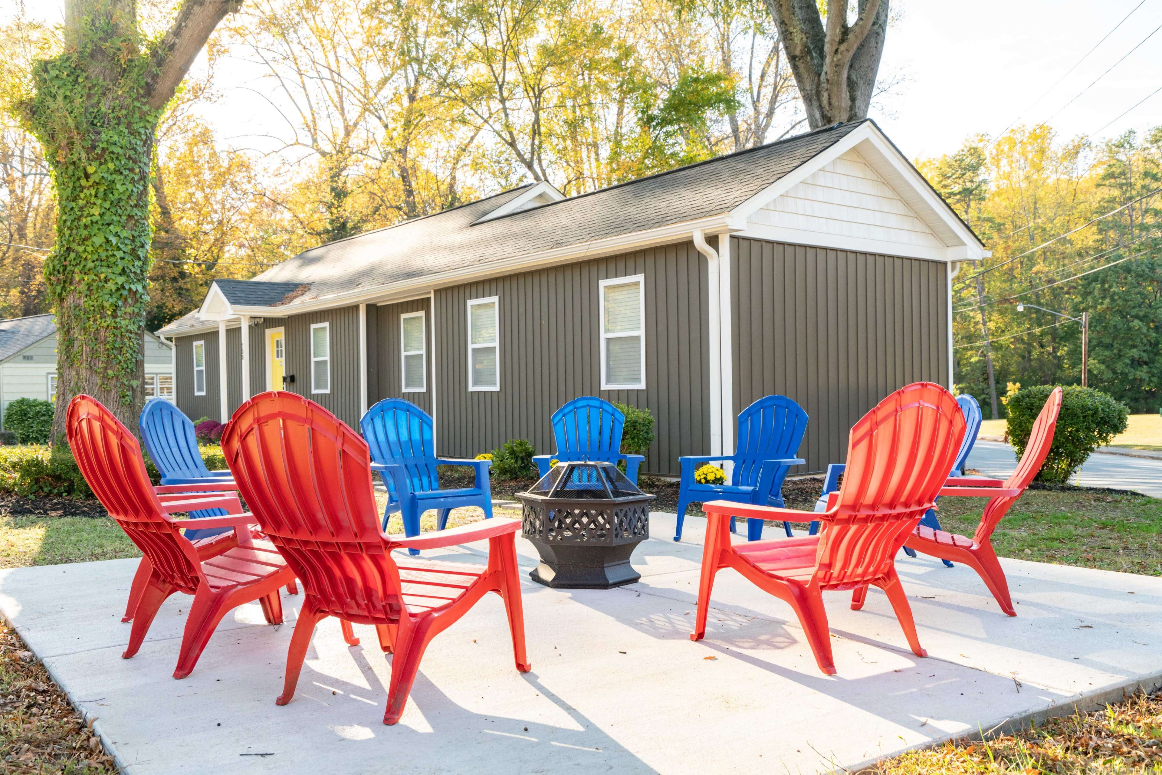 Winston-Salem Home – Ideal for Events & Gatherings Across from Miller Park Image in Winston-Salem, Winston-Salem, NC