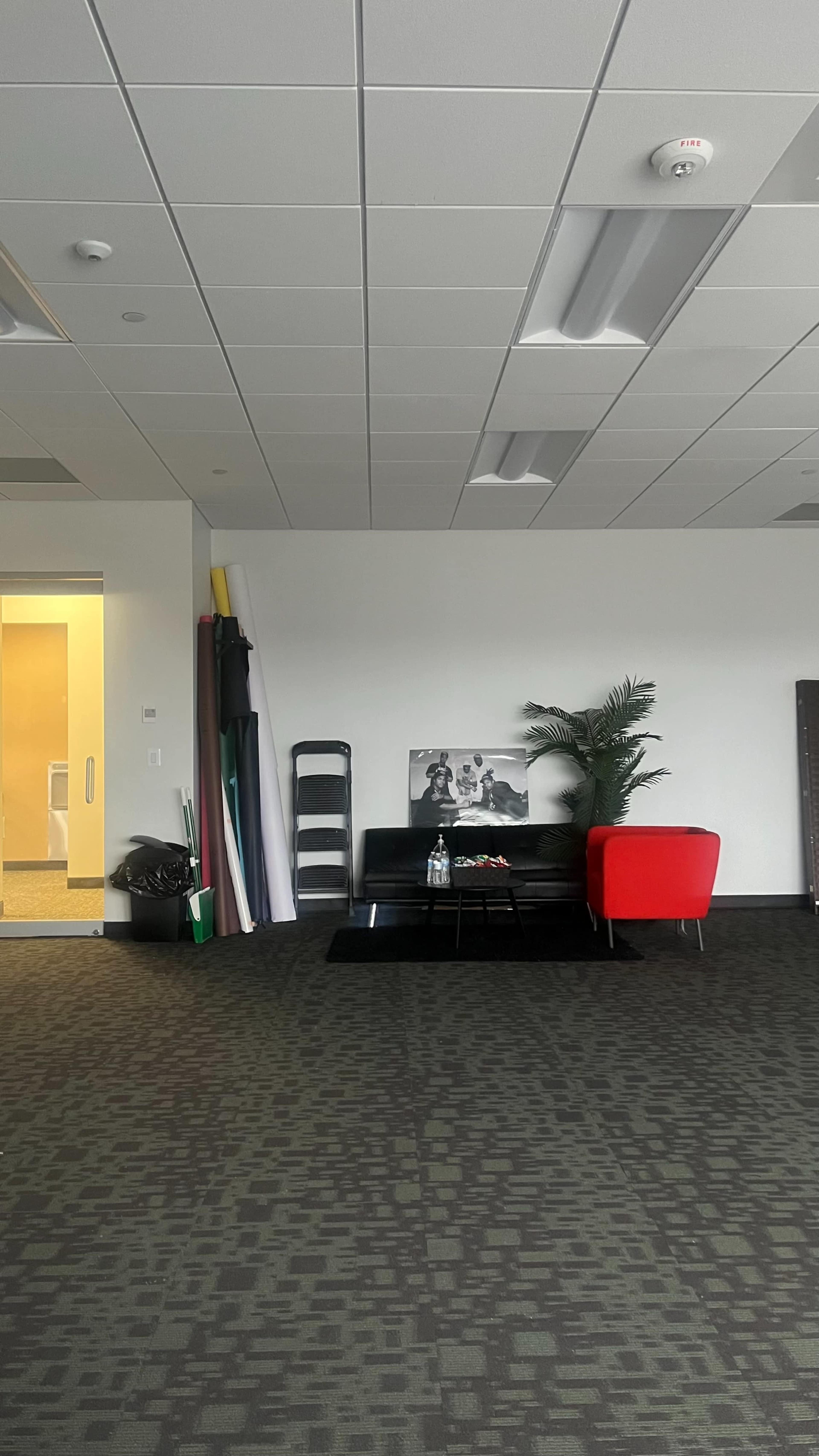 Clean, Tall Ceiling Corporate Office Studio Space in Beltsville with Natural Light Image in Beltsville, BELTSVILLE, MD