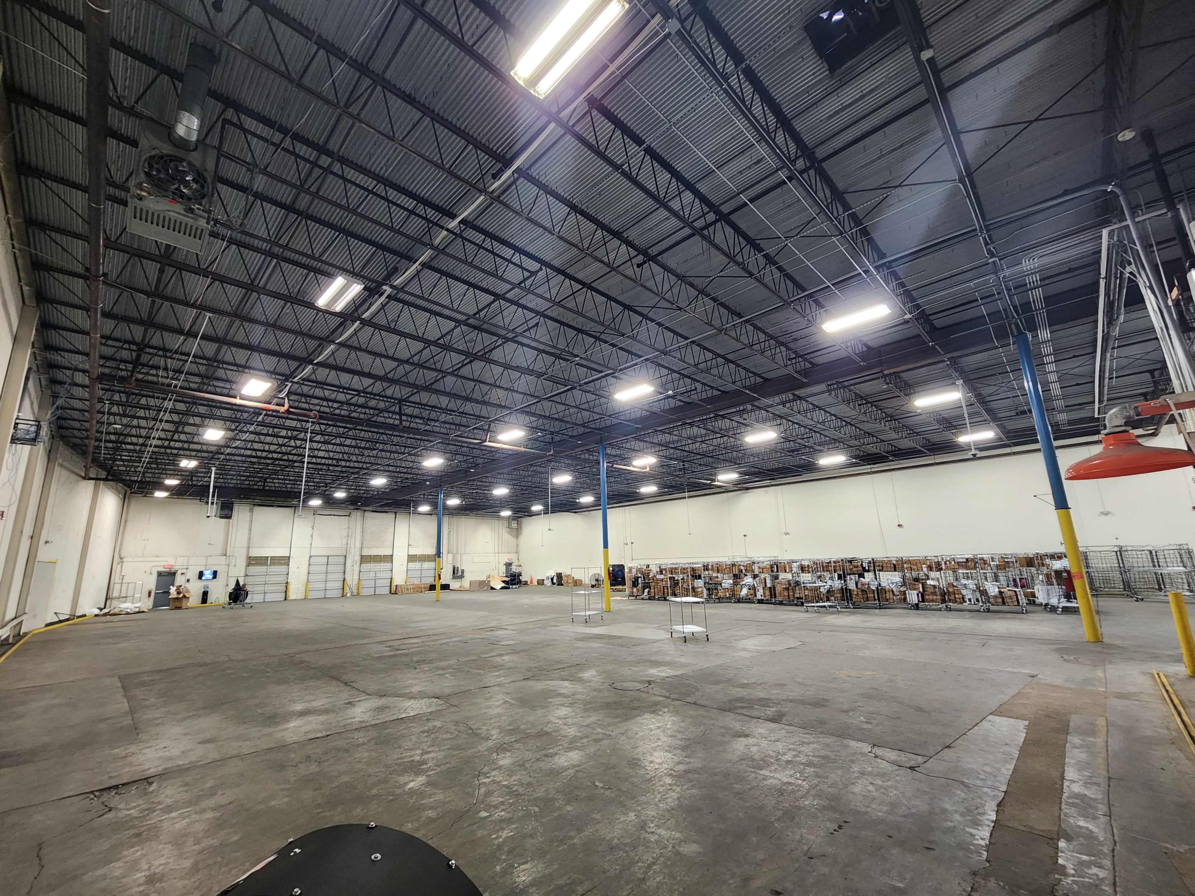 Decatur Warehouse/Office space with 4 loading docks Image in Stonecrest, Decatur, GA