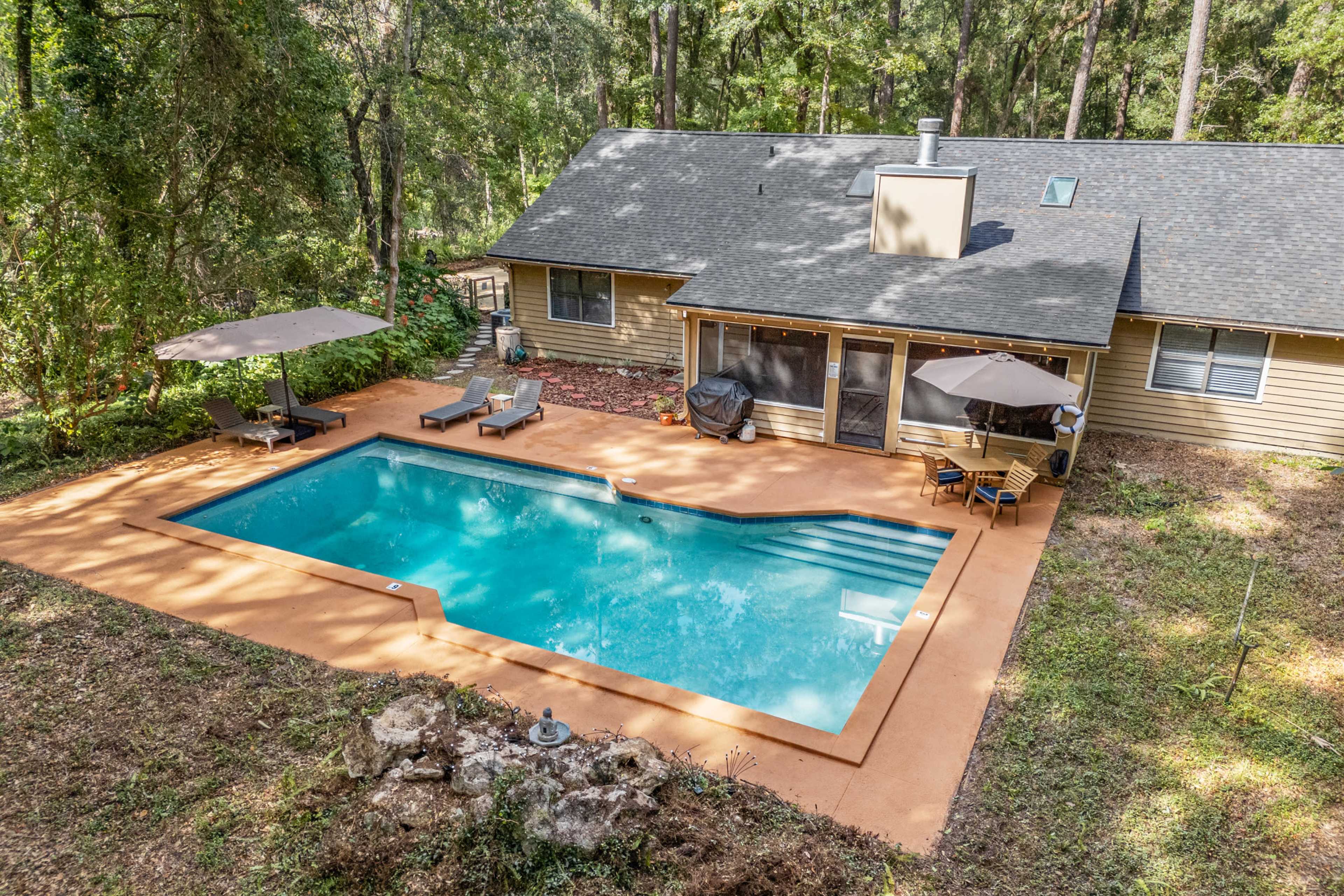 The Secluded Sanctuary | Salt Pool+Lanai+Office Image in , Gainesville, FL