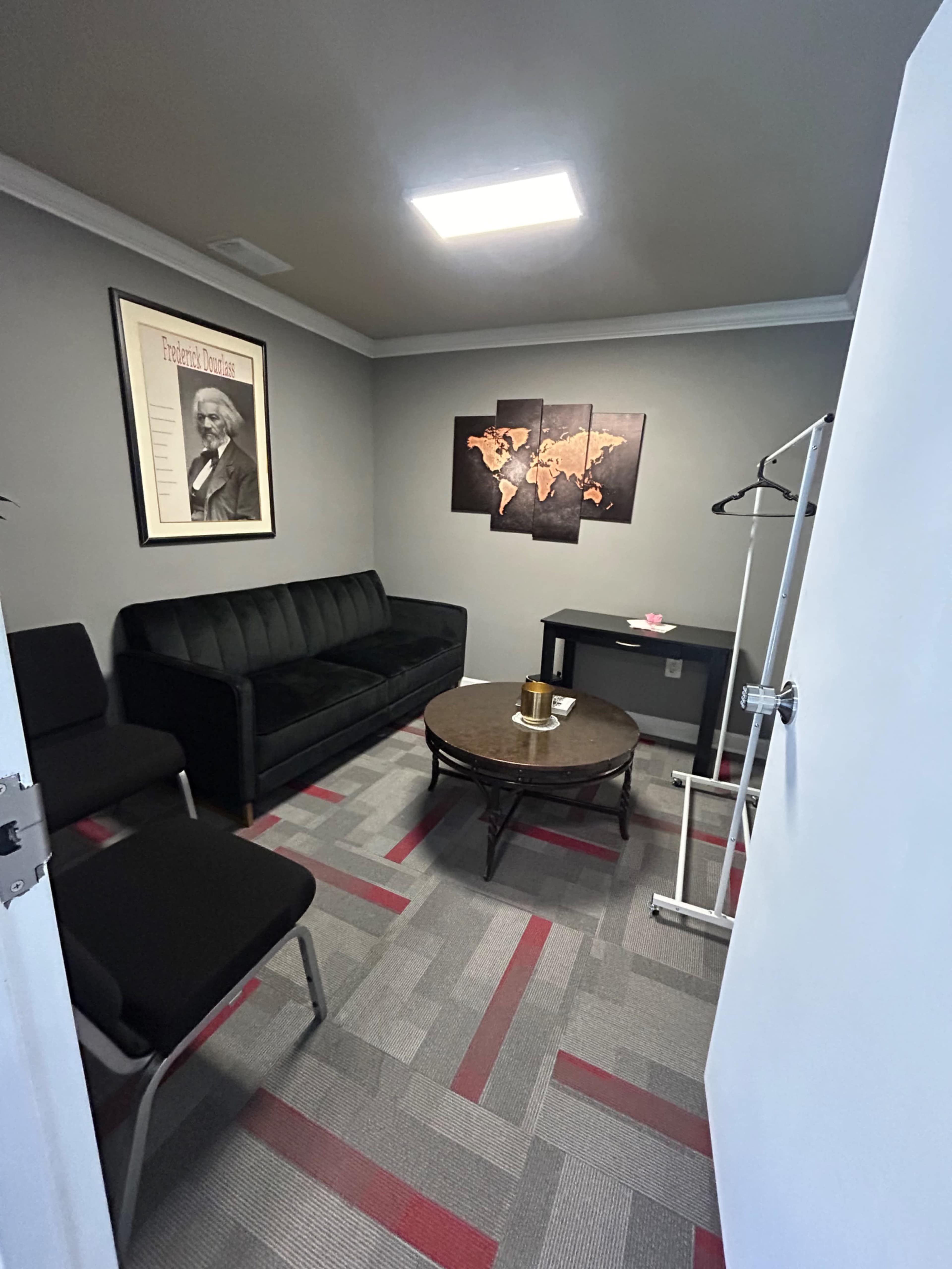 Church space in Waldorf Maryland 30 minutes outside of DC Image in Waldorf, Waldorf, MD
