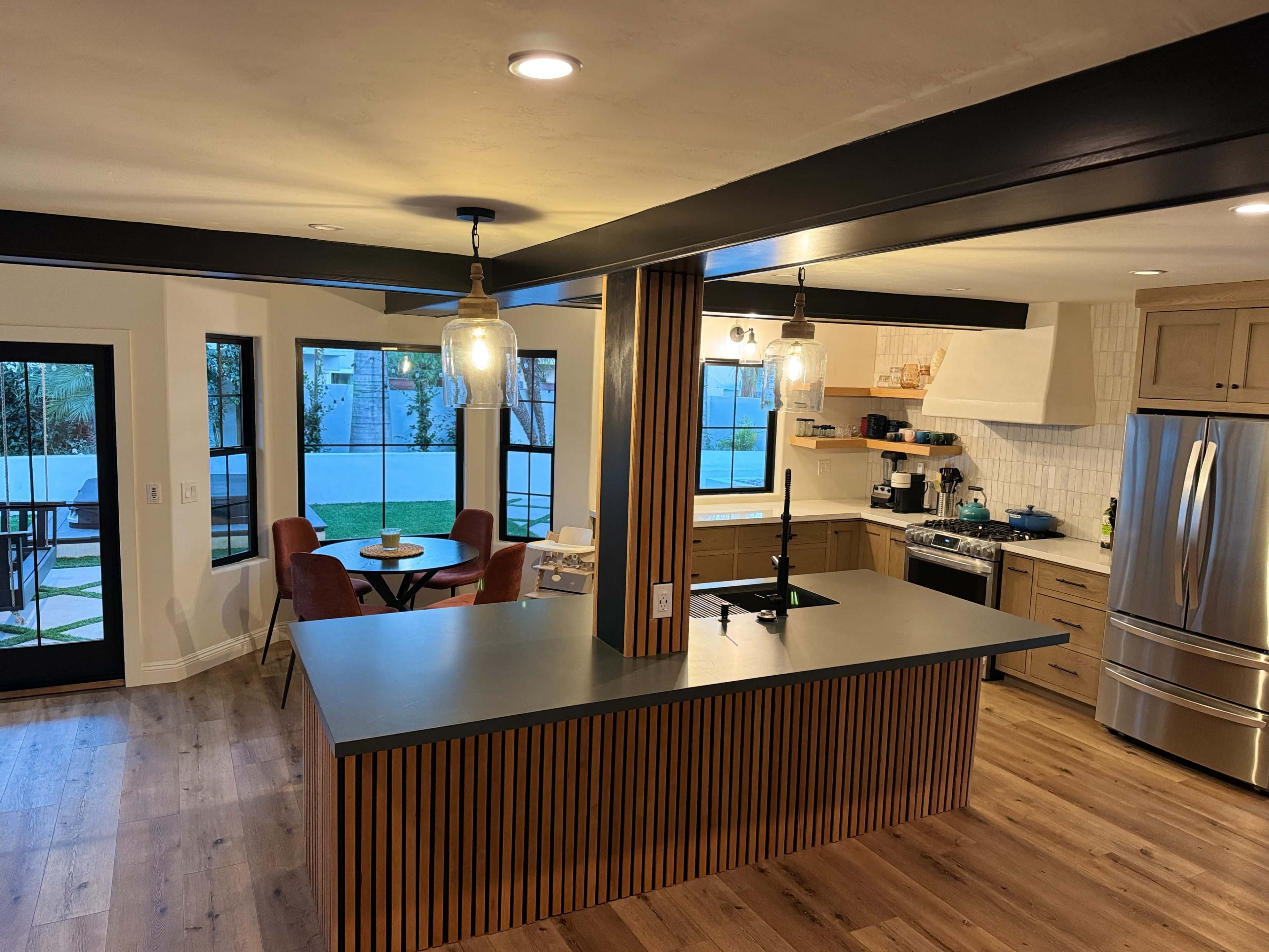 Modern Farmhouse Interior with Custom Landscaped Yard Image in Moorpark, Moorpark, CA