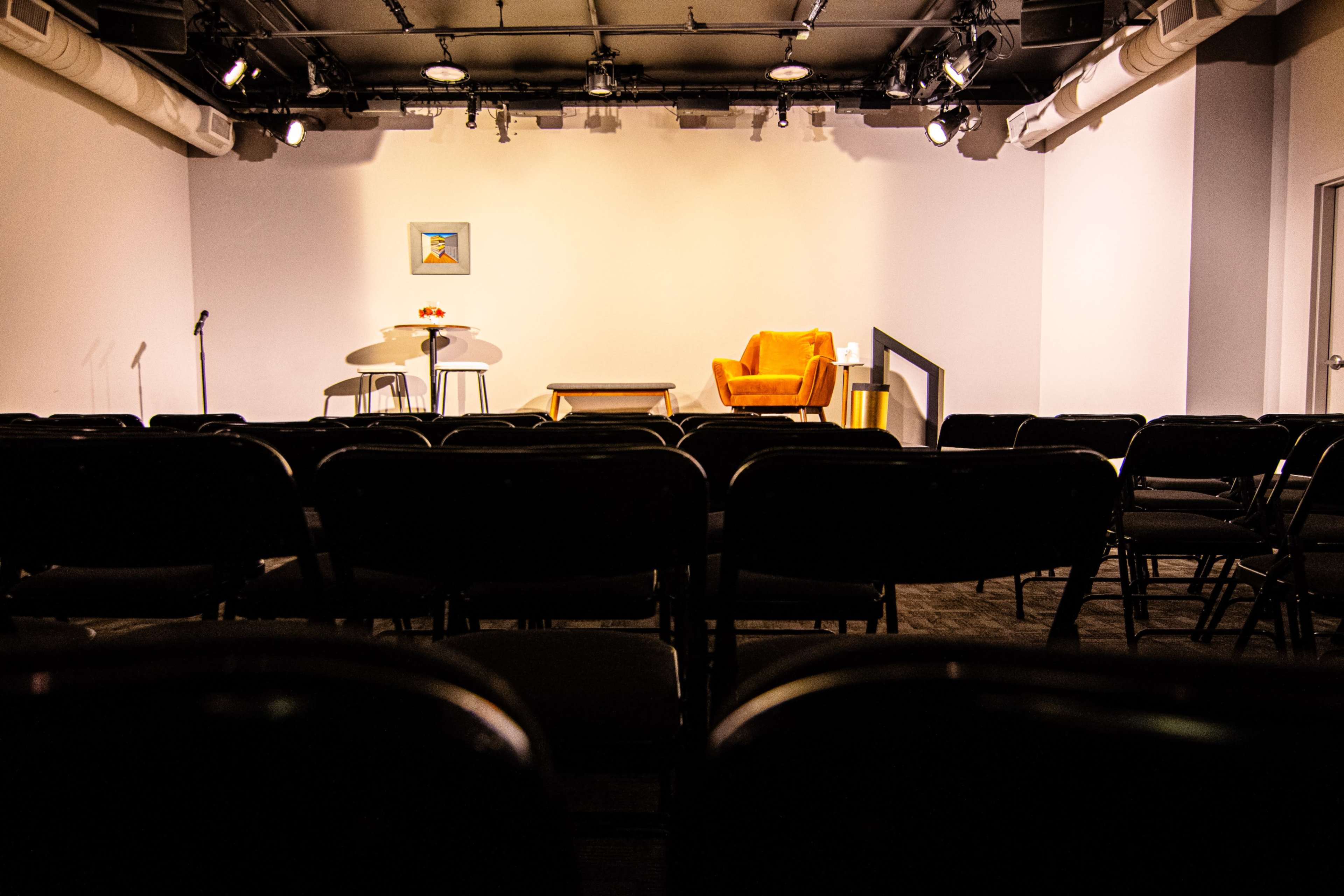 Santa Monica Main Performance Space Image in Sunset Park, Santa Monica, CA