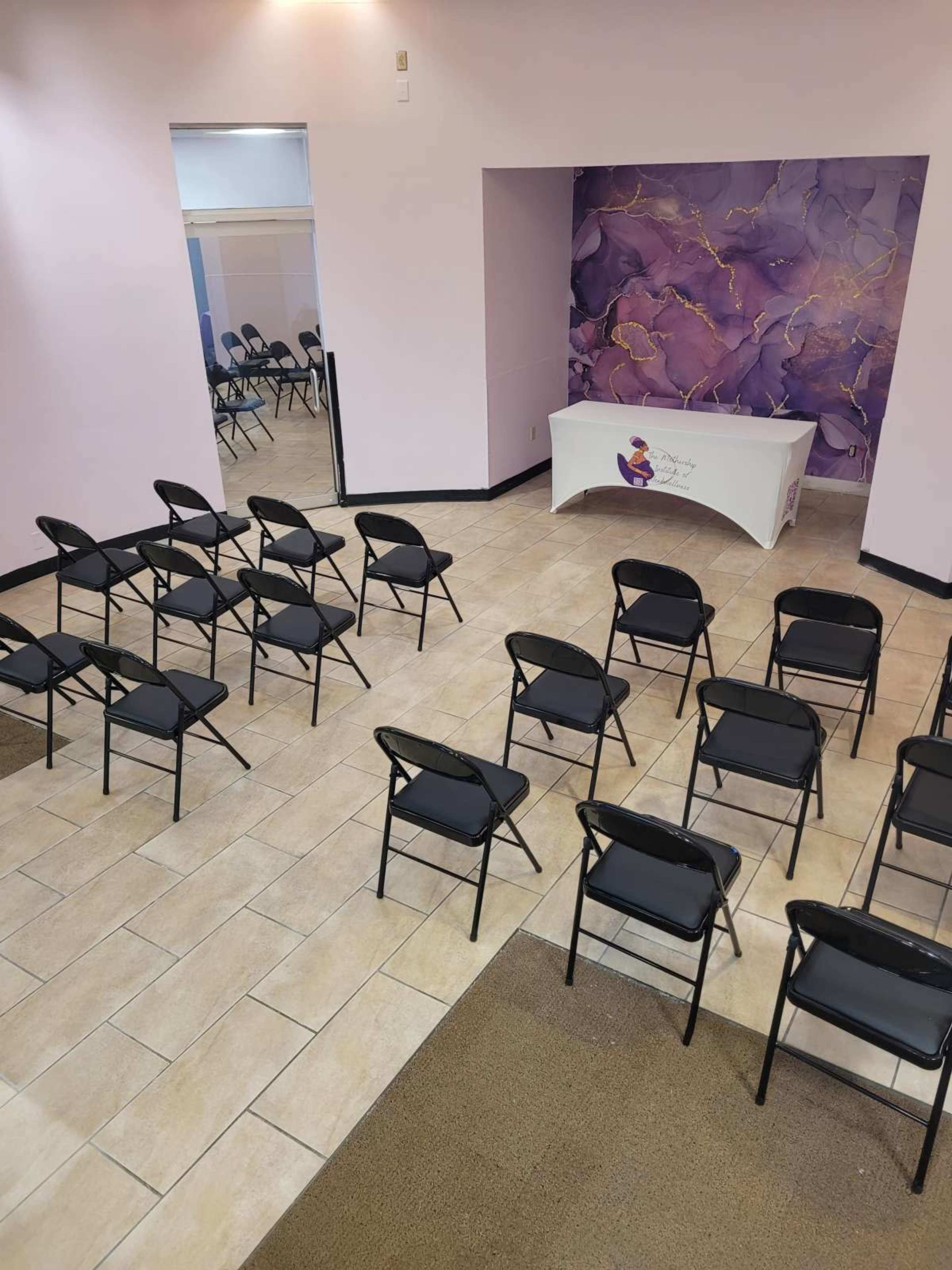 A creative gathering, meeting and event space located in the center of Cincinnati. Image in Paddock Hills, Cinti, OH