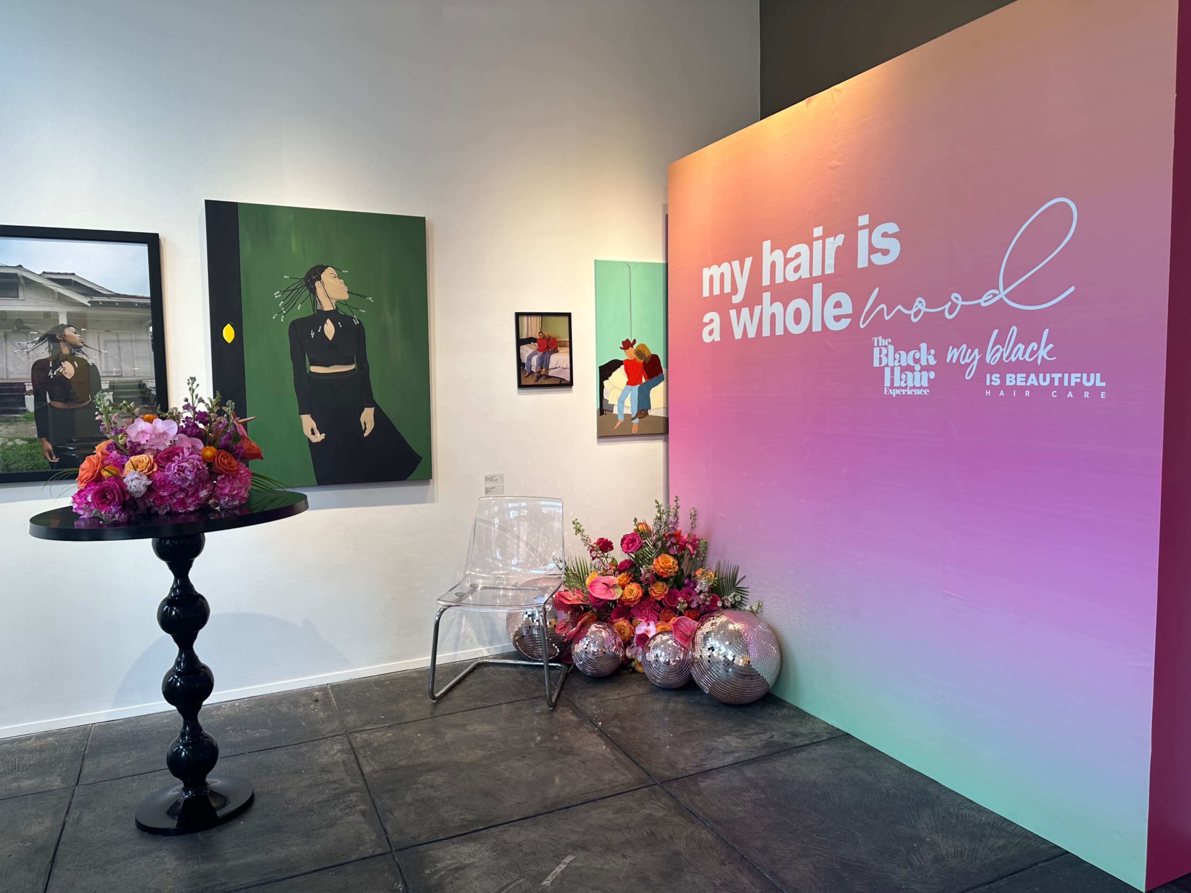 Downtown centrally located beautiful contemporary art gallery with amazing art as a backdrop...bright airy and spacious....Located in the Warehouse Arts District, a vibrant sector of downtown, that's a mix of high-end residential  and historic buildings.  The gallery is walking distance to most major attractions: The French Quarter, The National World War II Museum, the Superdome/New Orleans Arena, St. Charles Avenue and seasonal Mardi Gras parades.  The space is great for all events from babyshowers, graduation parties, small formal dinners, birthday parties and cocktail receptions.. Image in Central Business District, New Orleans, LA