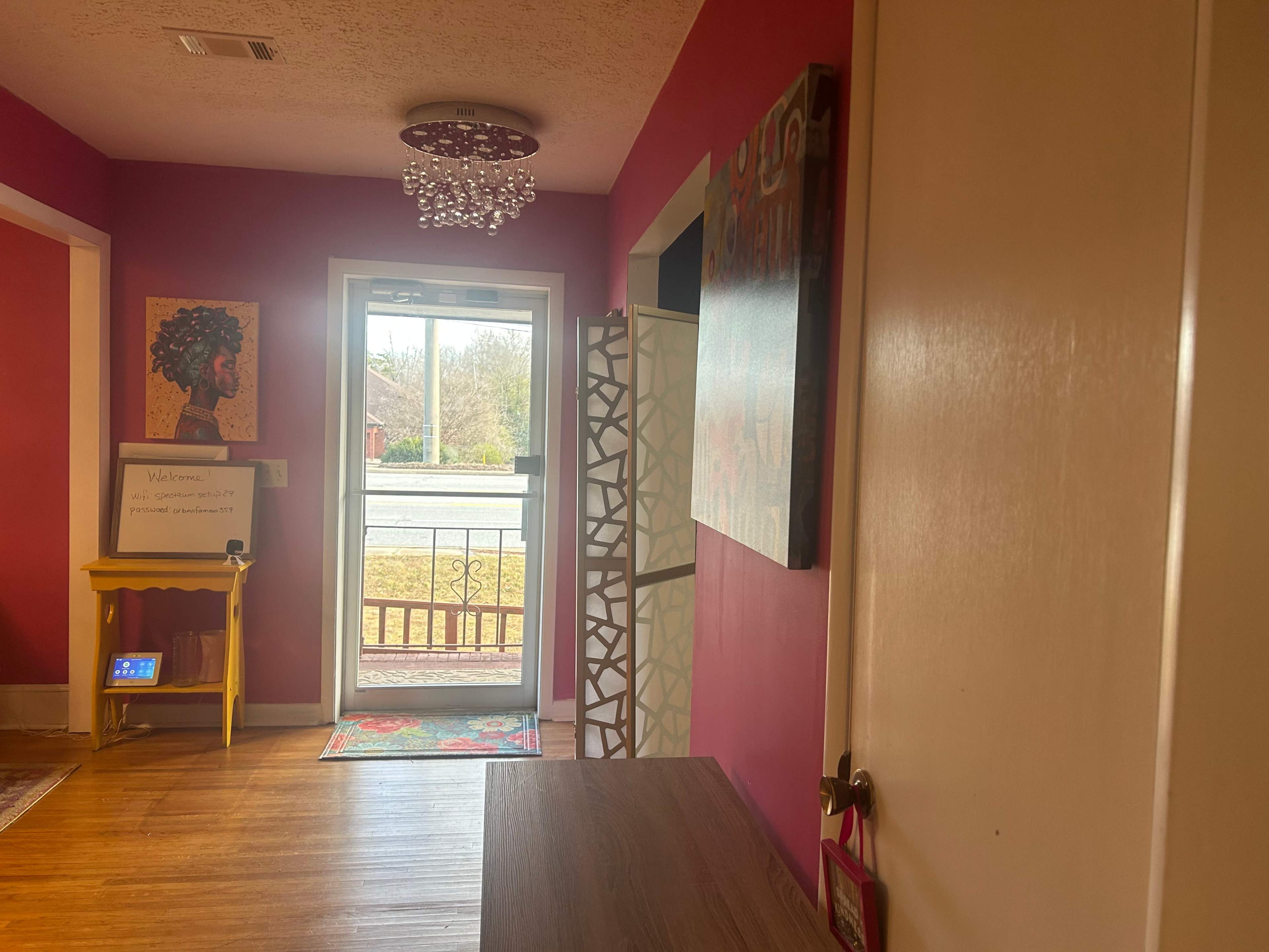 Beautiful, Serene Conference Room for 1 on 1 and Small Team Meetings Image in Columbus, Columbus, GA