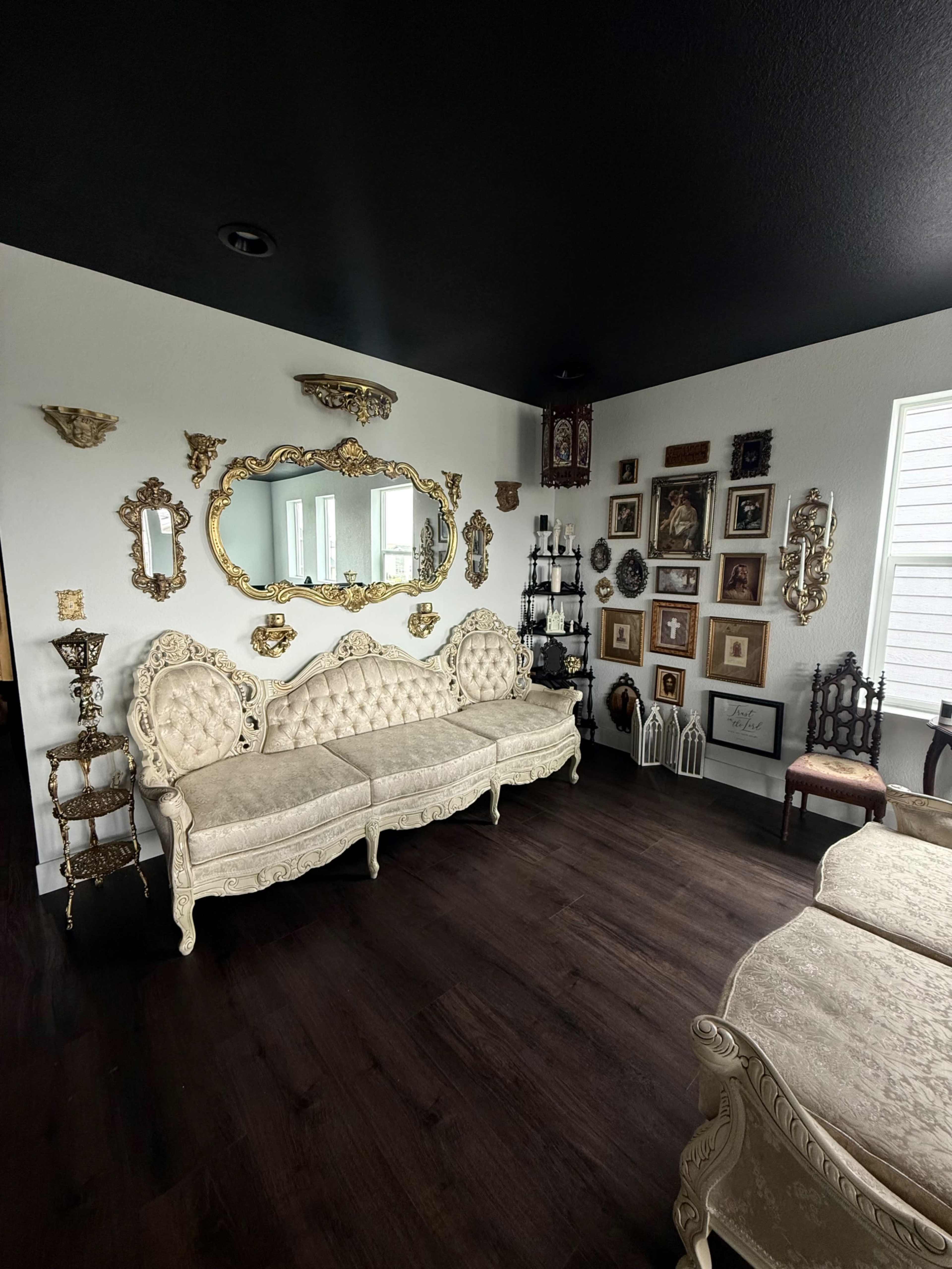 Gothic Glam House Image in Denver International Airport, Denver, CO