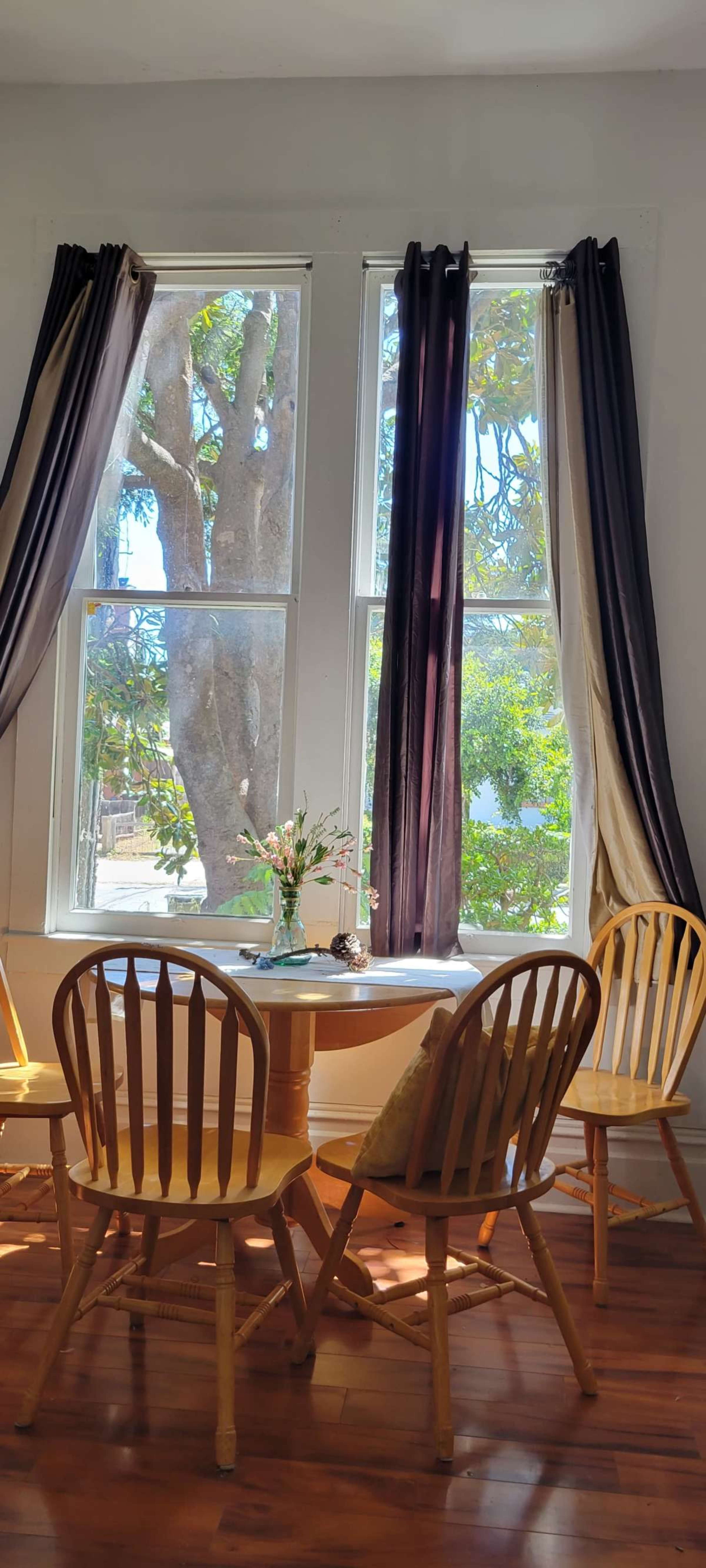 Rustic Beach Farm style Victorian Image in Seabright, Santa Cruz, CA