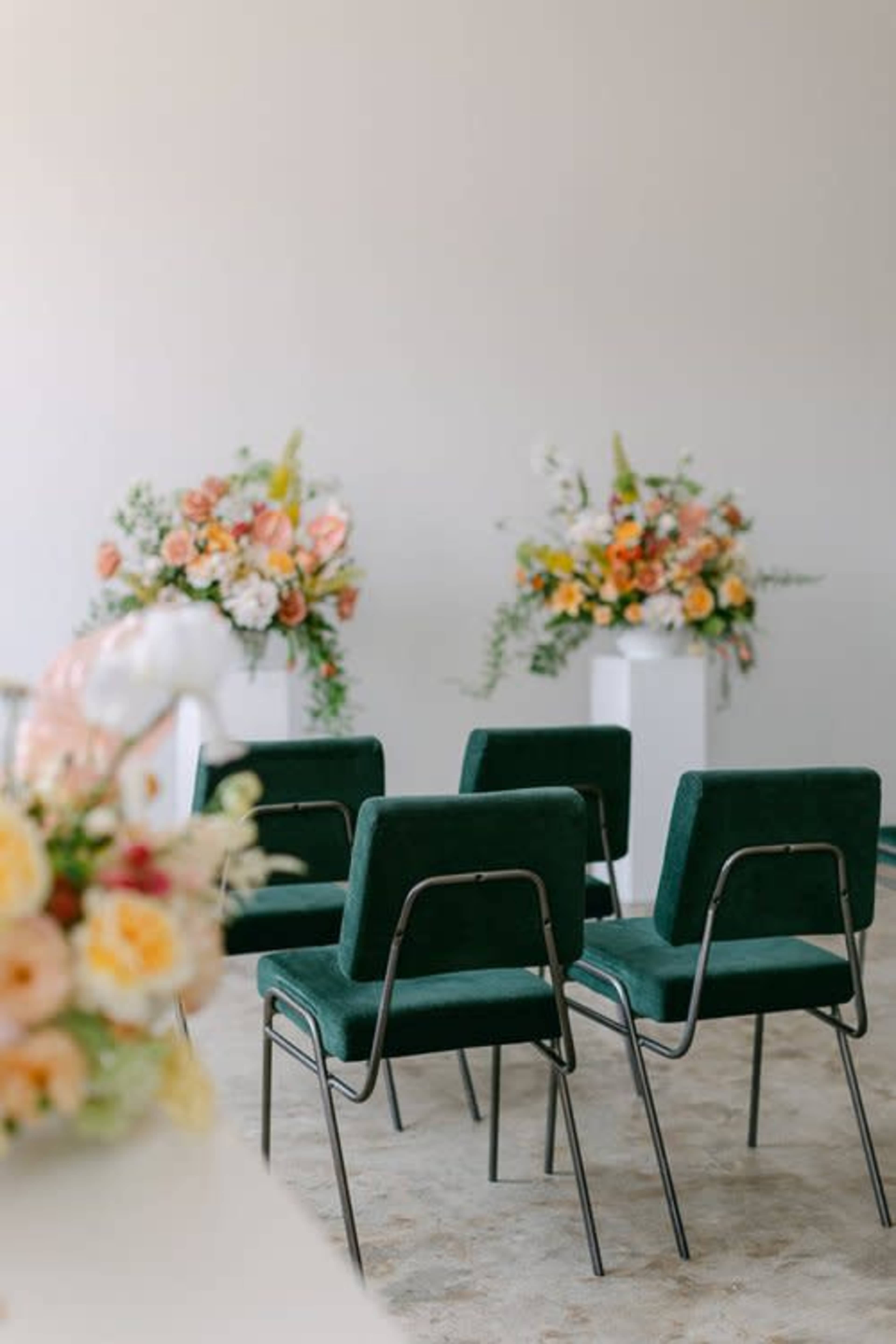 Downtown Studio with Amazing Lighting & Greenery Image in Northwest Washington, Washington, DC