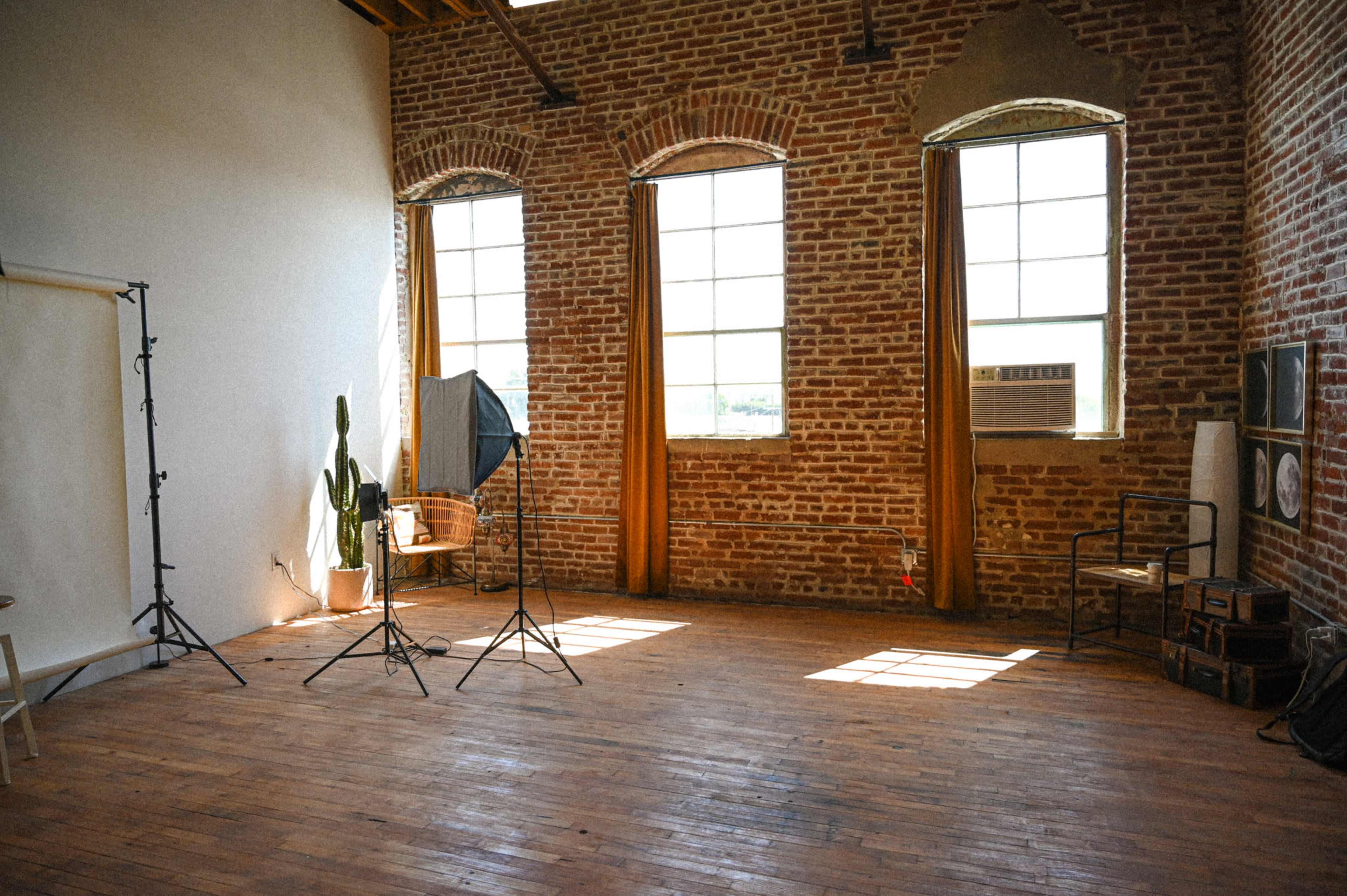 Picture of Arcana Den | *NEW* DTLA Warm Industrial Loft with High Ceilings and ...