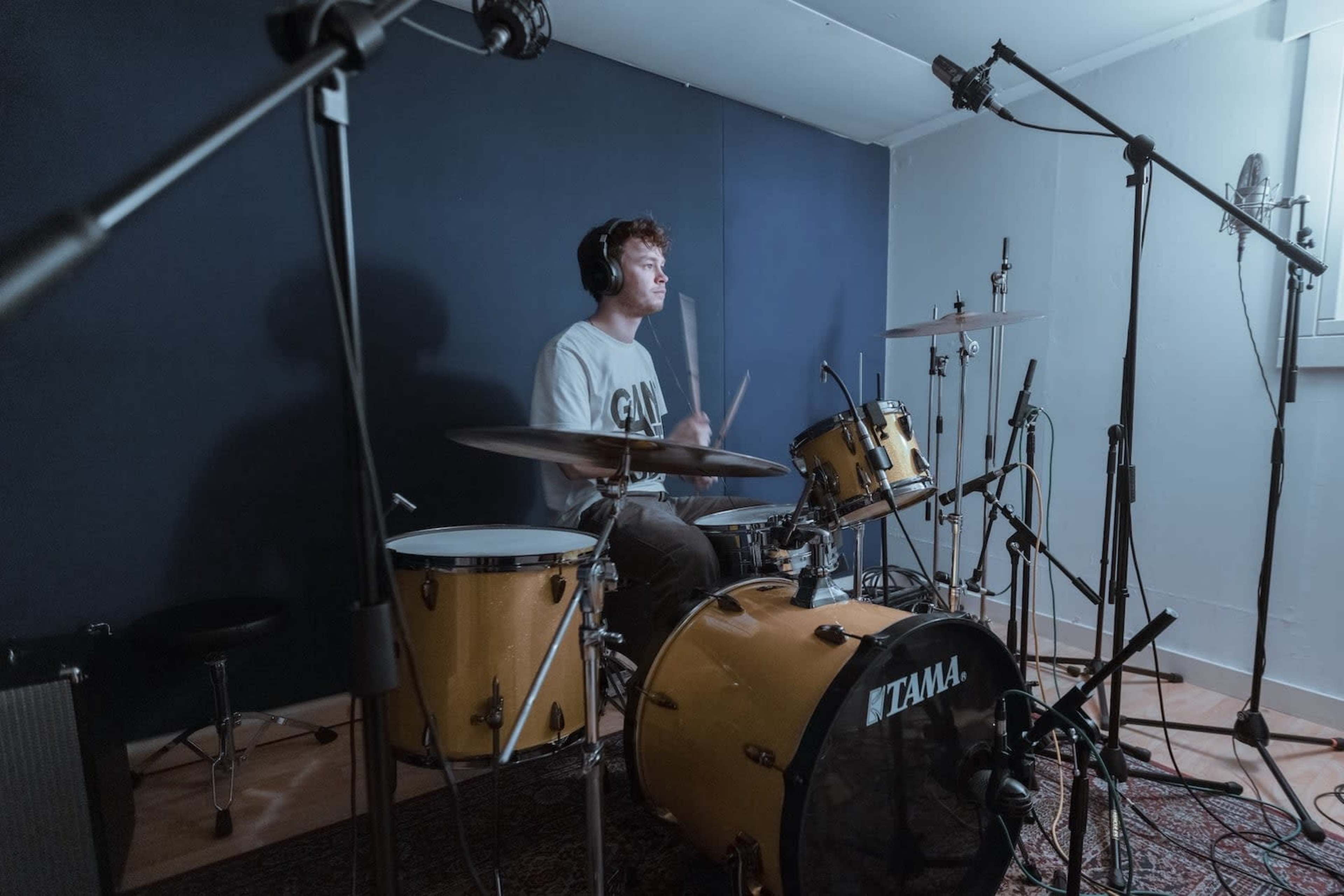 Professional Recording Studio With Unique Vibe Image in Hornsey, London, ENG