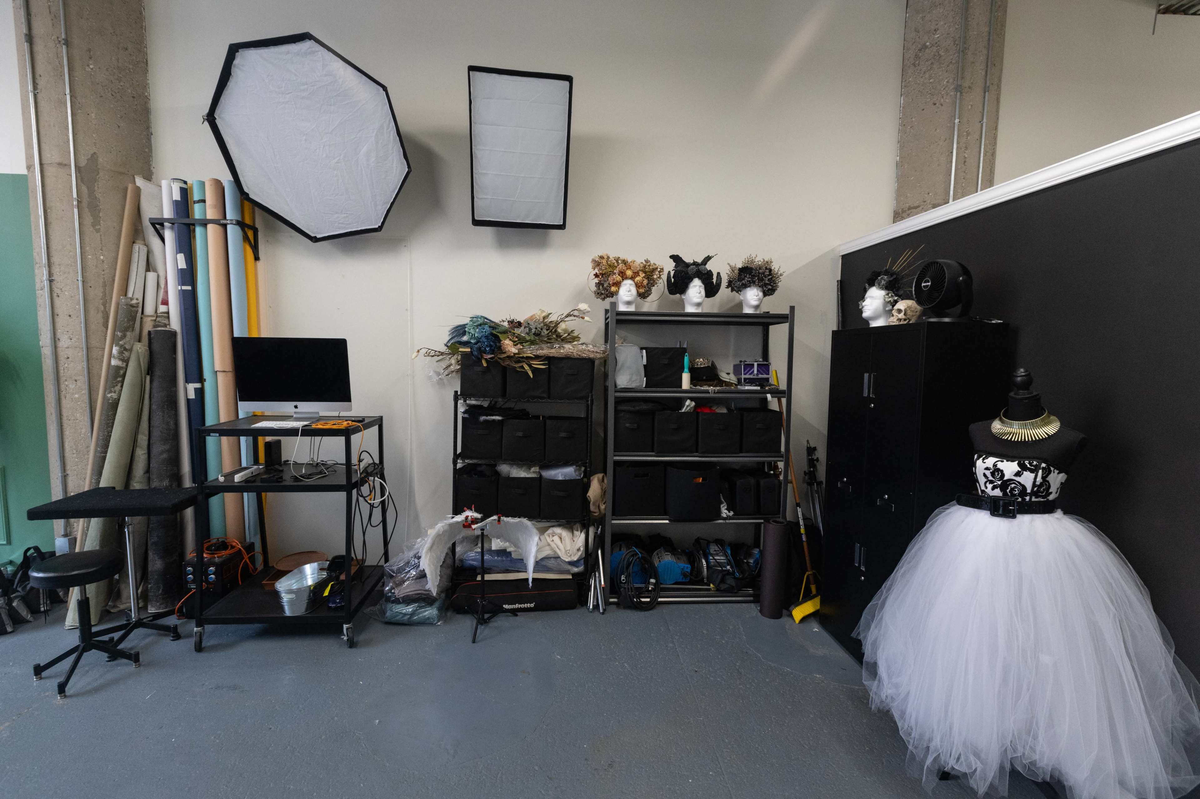 Ravenswood Industrial Photo Studio Image in Lake View, Chicago, IL