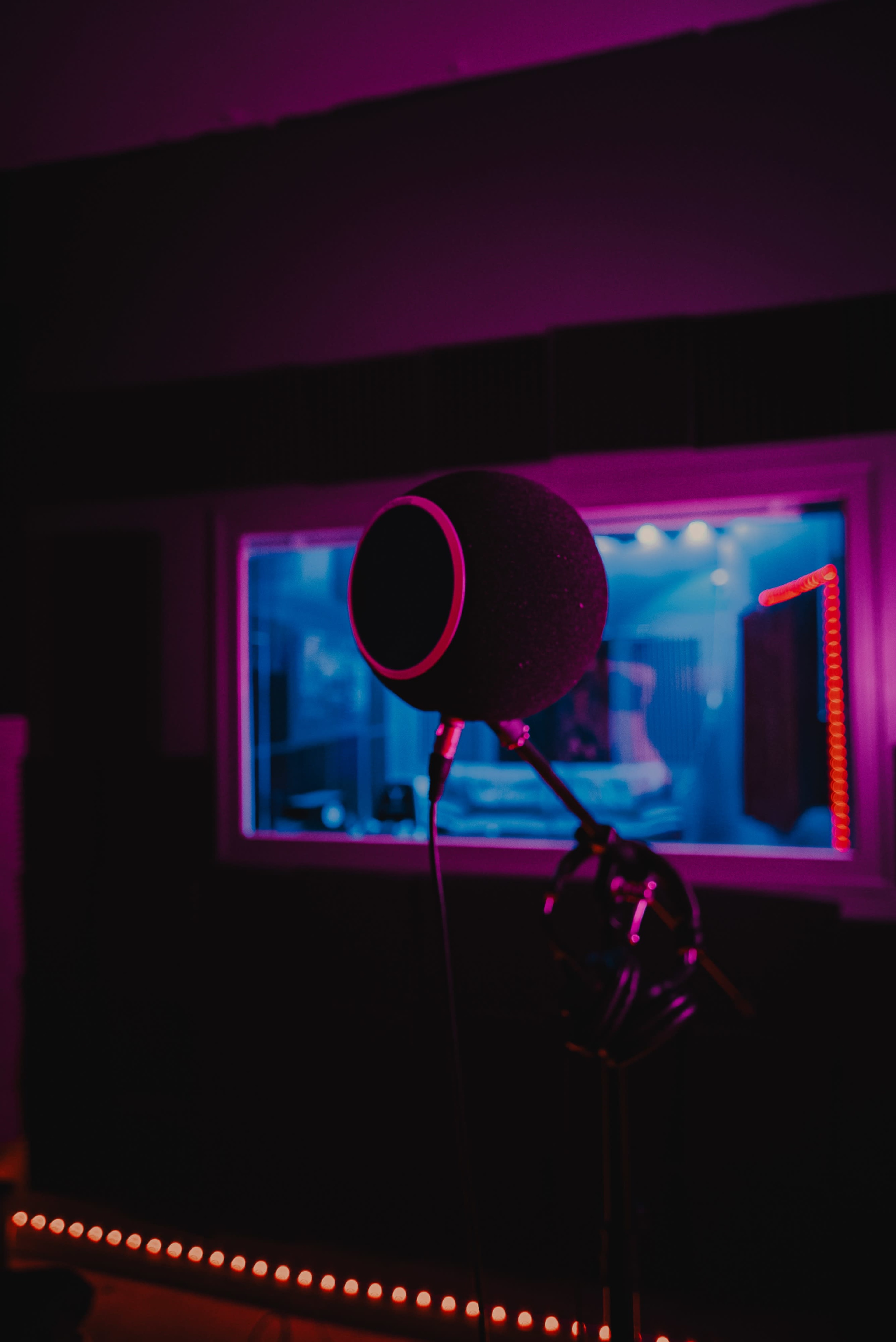 Quiet Suburban Production Studio Image in Winfield Township, Warrenville, IL