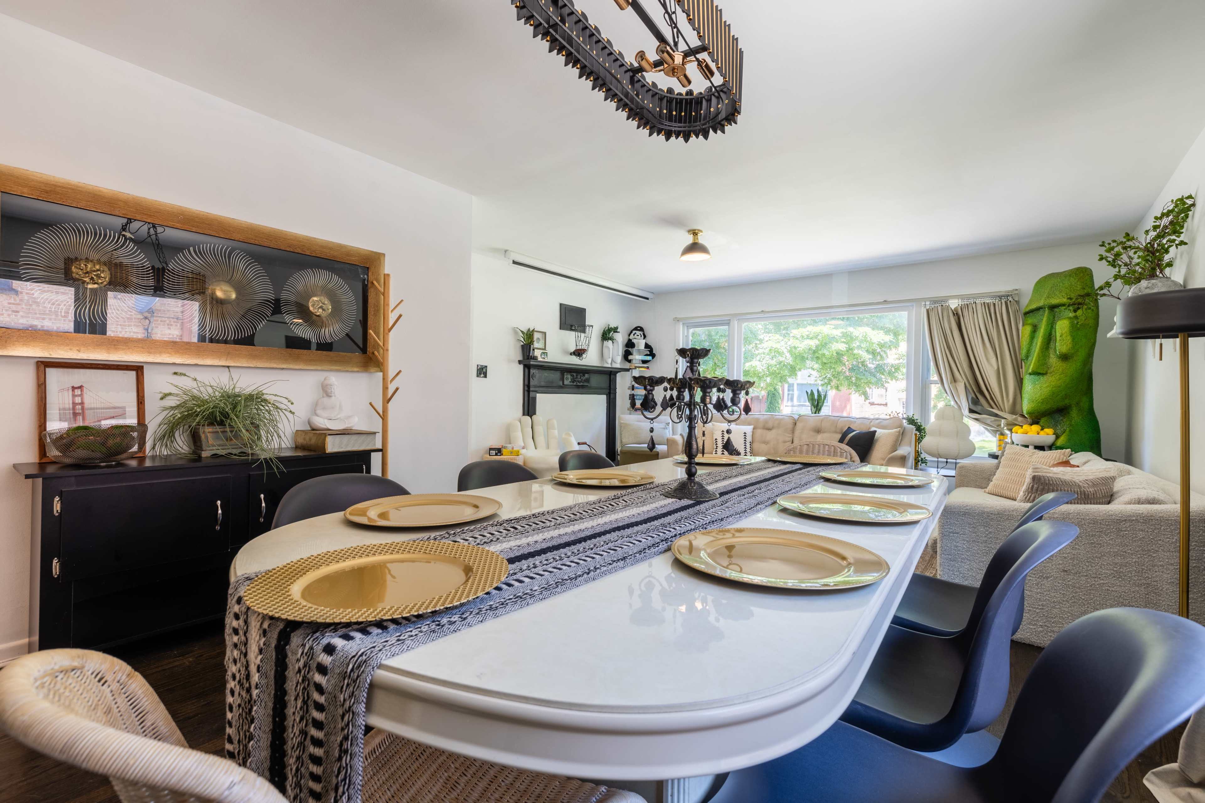 Cozy Private & Spacious Duplex Image in Evanston, evanston, IL