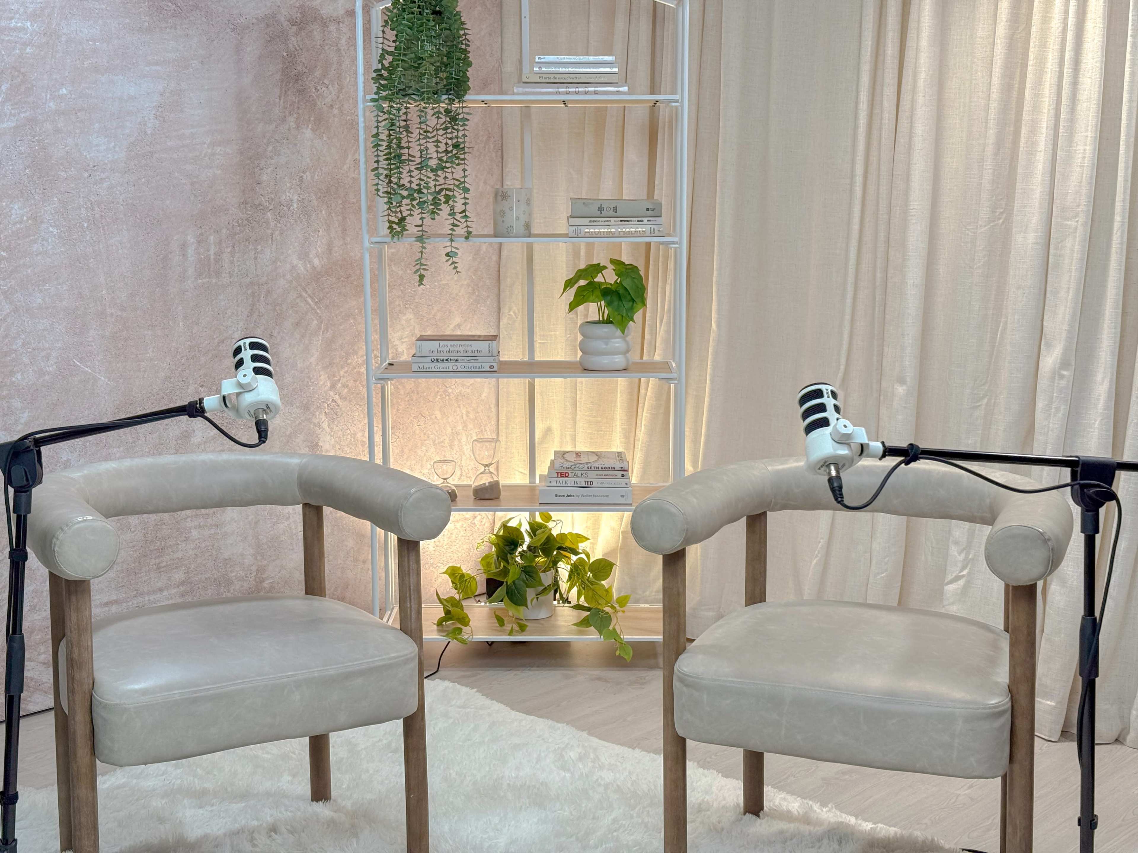 Professional Podcast & Video Studio – Multi-Set, Pro Cameras, Guided Setup Image in Doral, Doral, FL