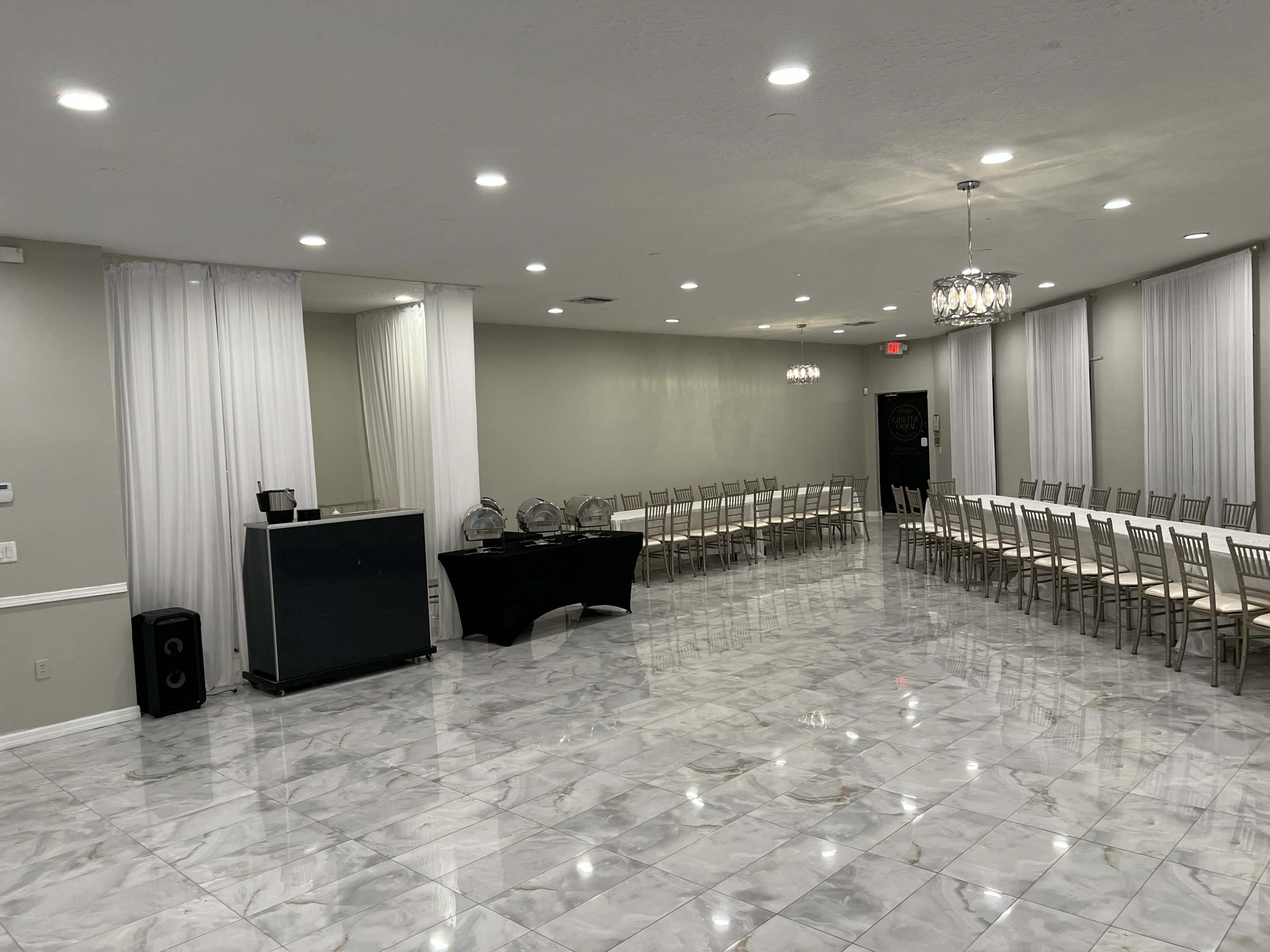 Bright and Spacious Modern Studio Image in Buena Ventura Lakes, Kissimmee, FL