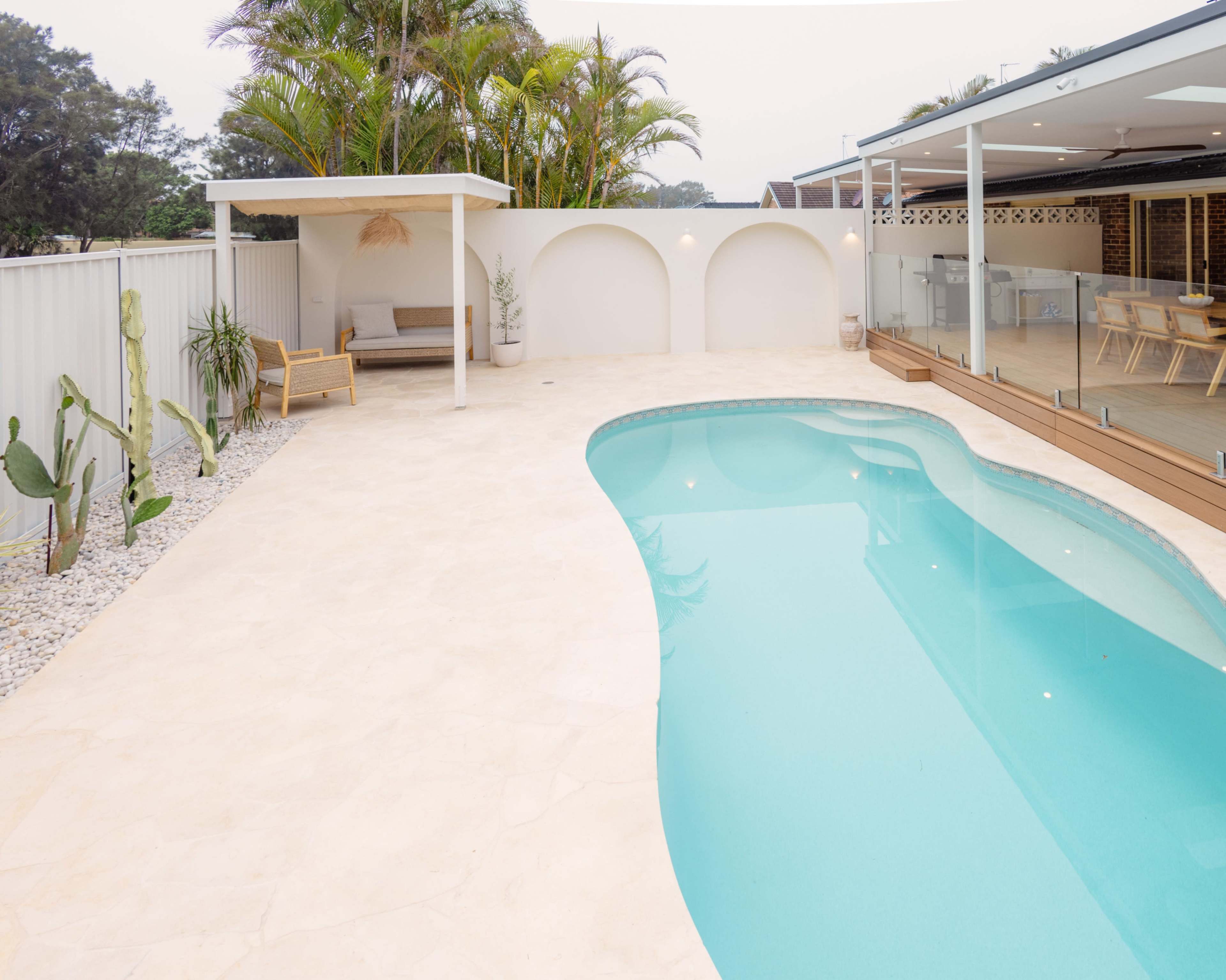 South Coast Mediterranean Pool House Image in Woonona, Woonona, NSW