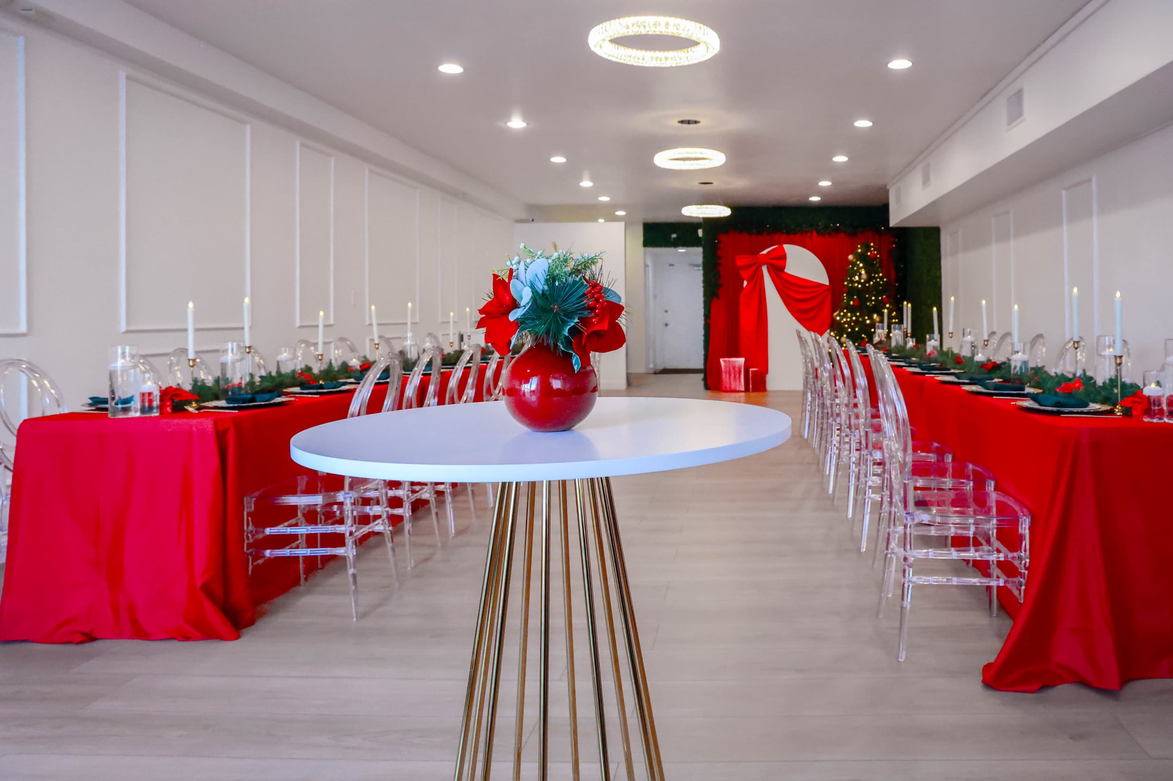 Modern Elegant Event Space + Creative Studio w/ Decor Packages Image in Woodland Hills, Woodland Hills, CA