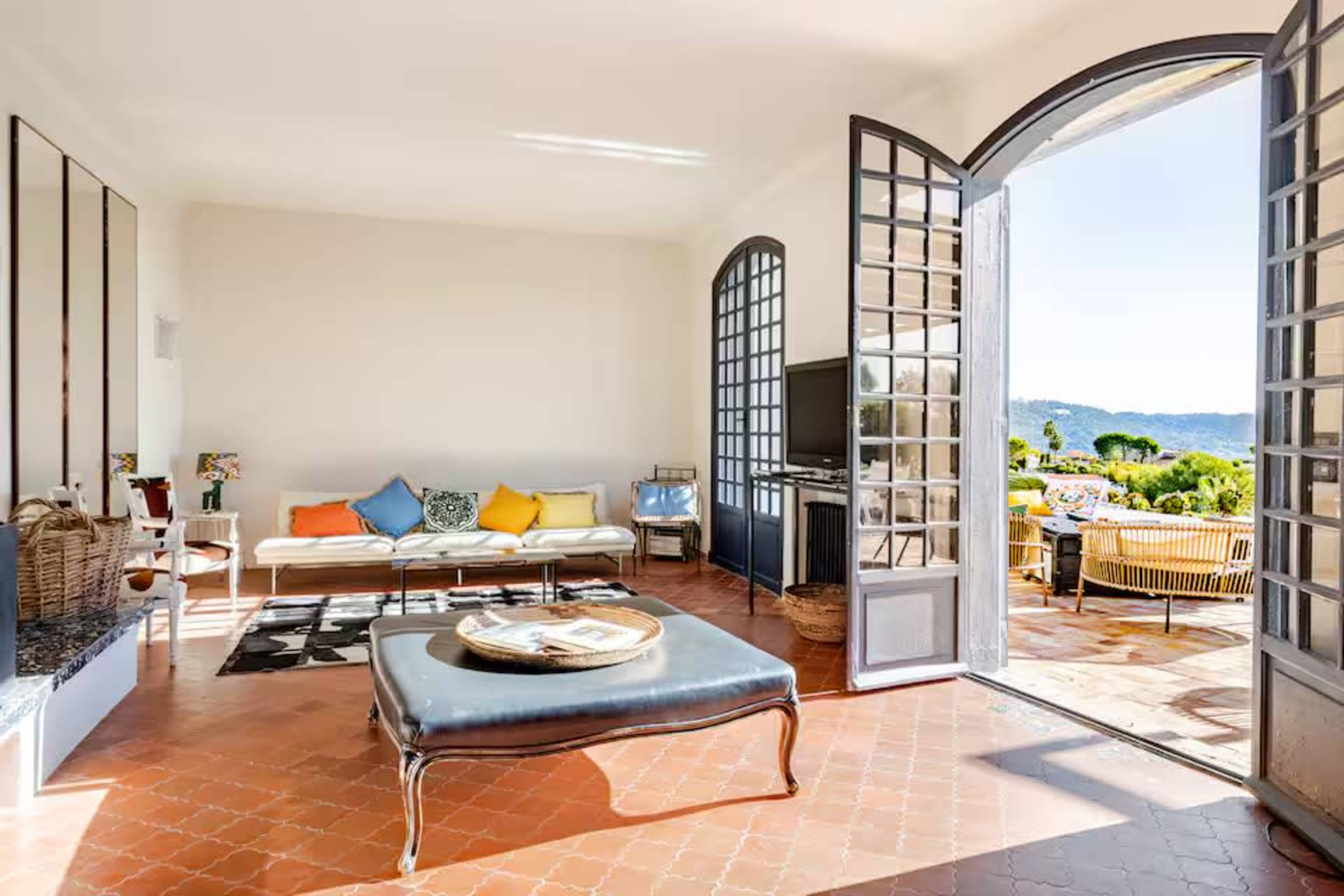 Villa L'Olivette - French Riviera View Image in Gairaut, Nice