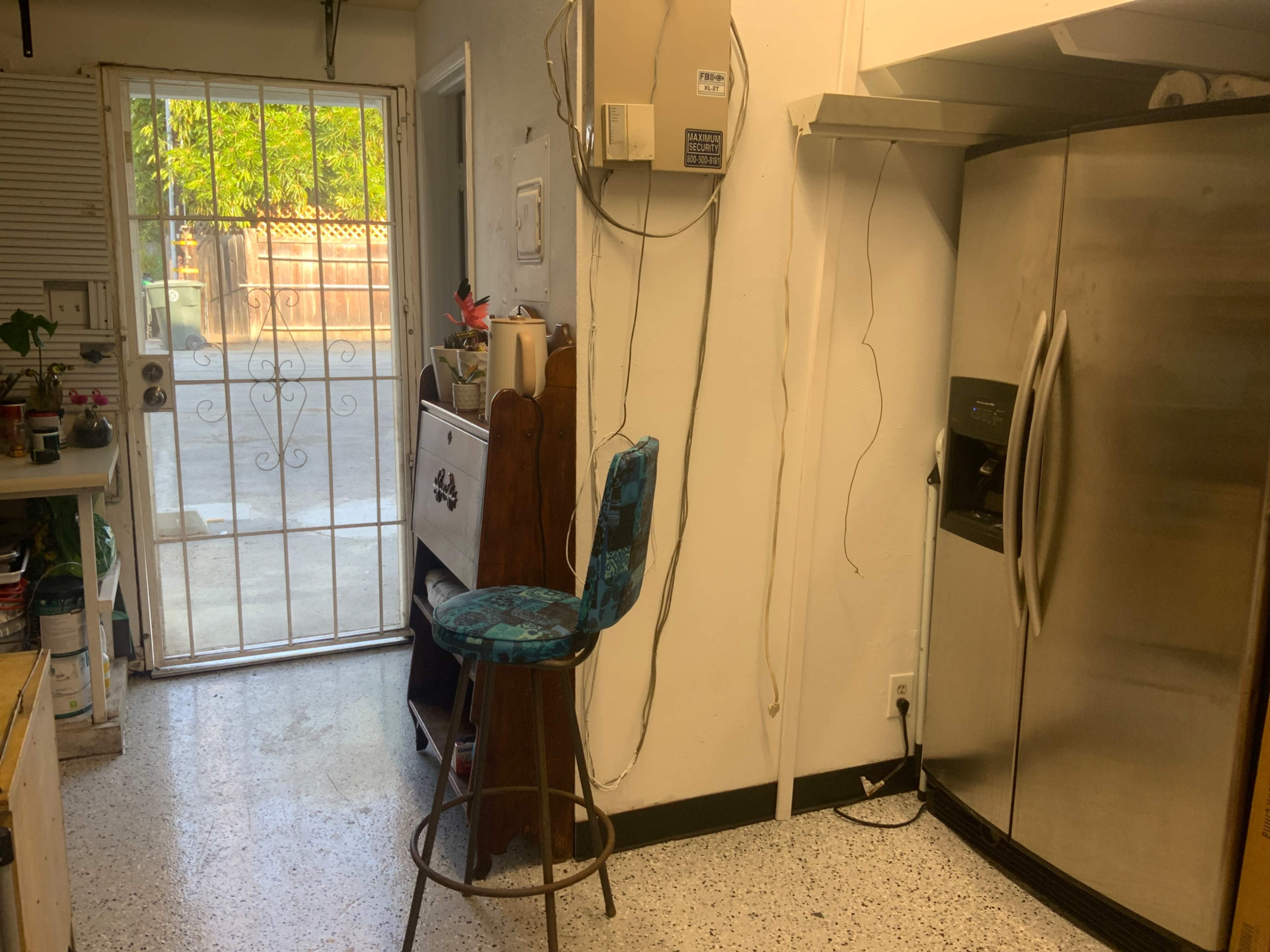 Beautiful medium size gallery space in central Costa Mesa Image in East Side Costa Mesa, Costa Mesa, CA