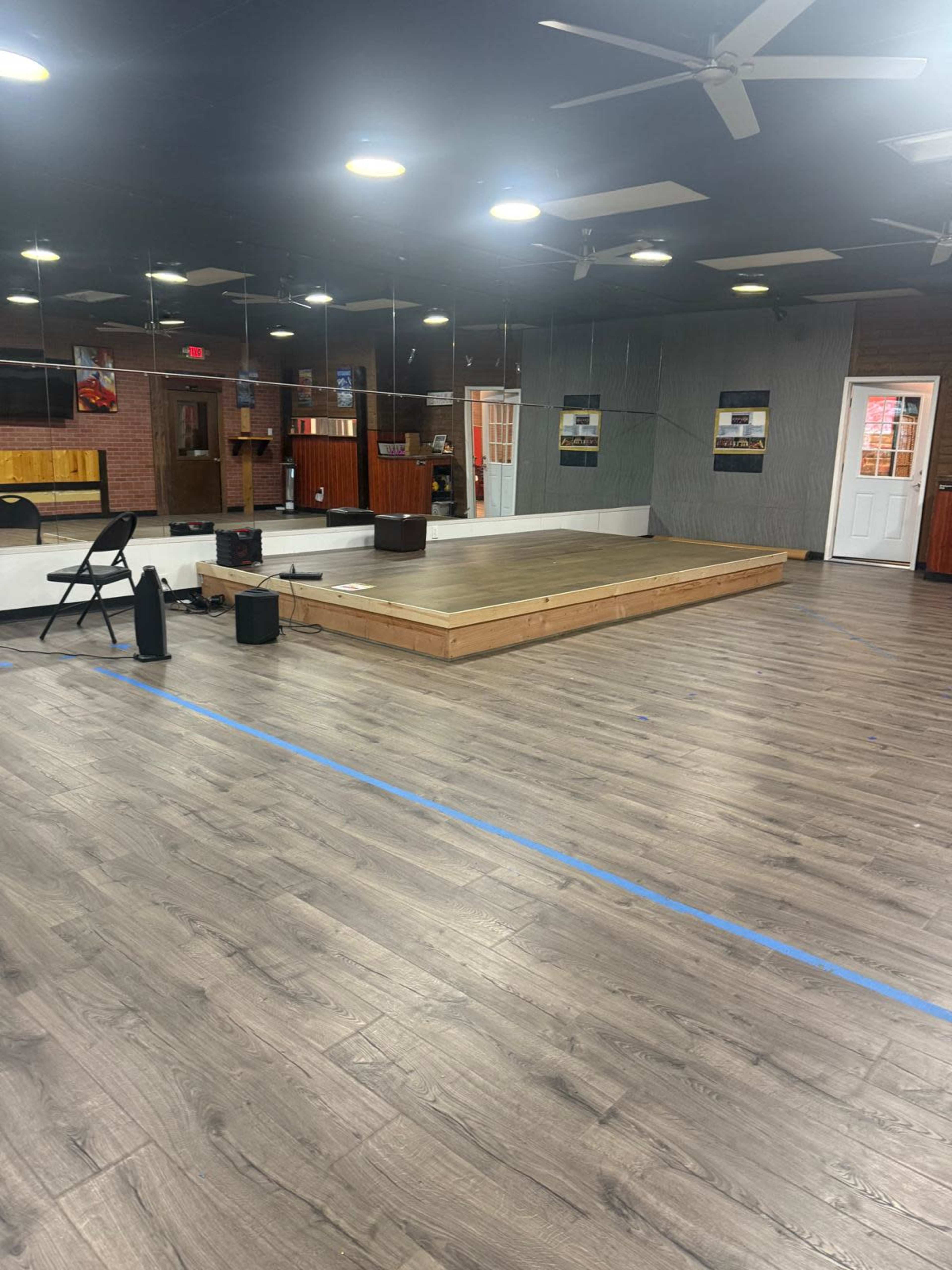 Dance Studio, Event Hall for get togethers, photography Image in Sammamish, Sammamish, WA