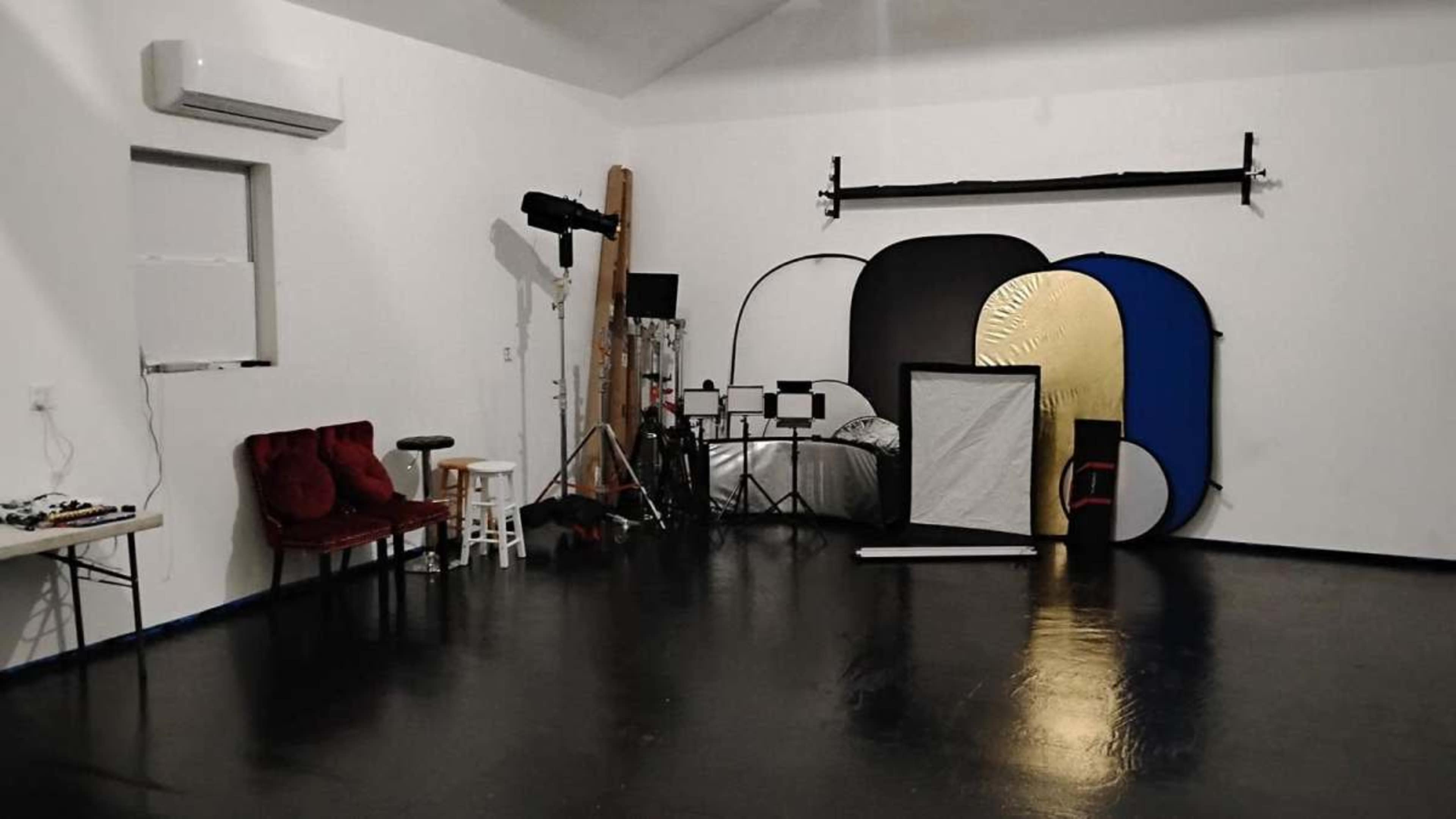 RedEyrisFilms Studio Image in South Side, MT VERNON, NY