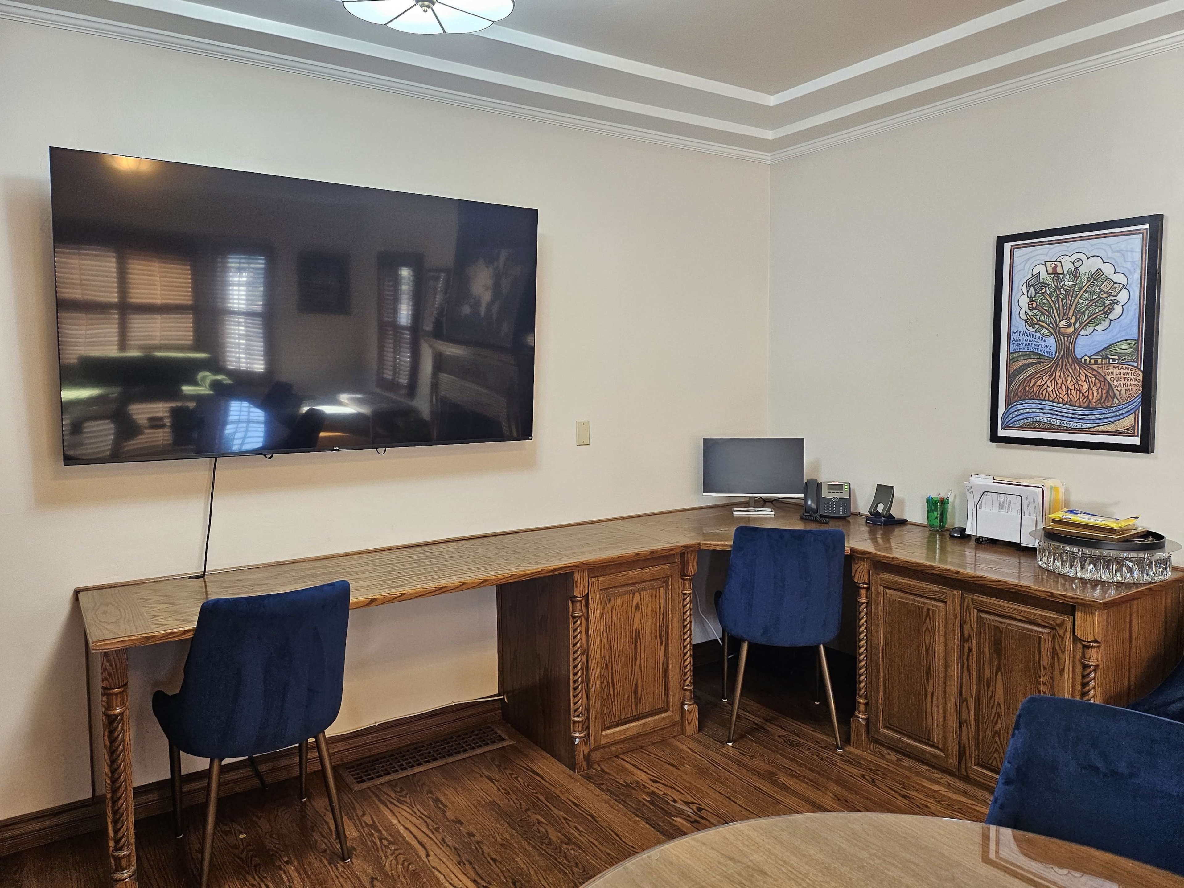 Uptown Whittier Professional Meeting/Conference Room Image in Whittier, Whittier, AS