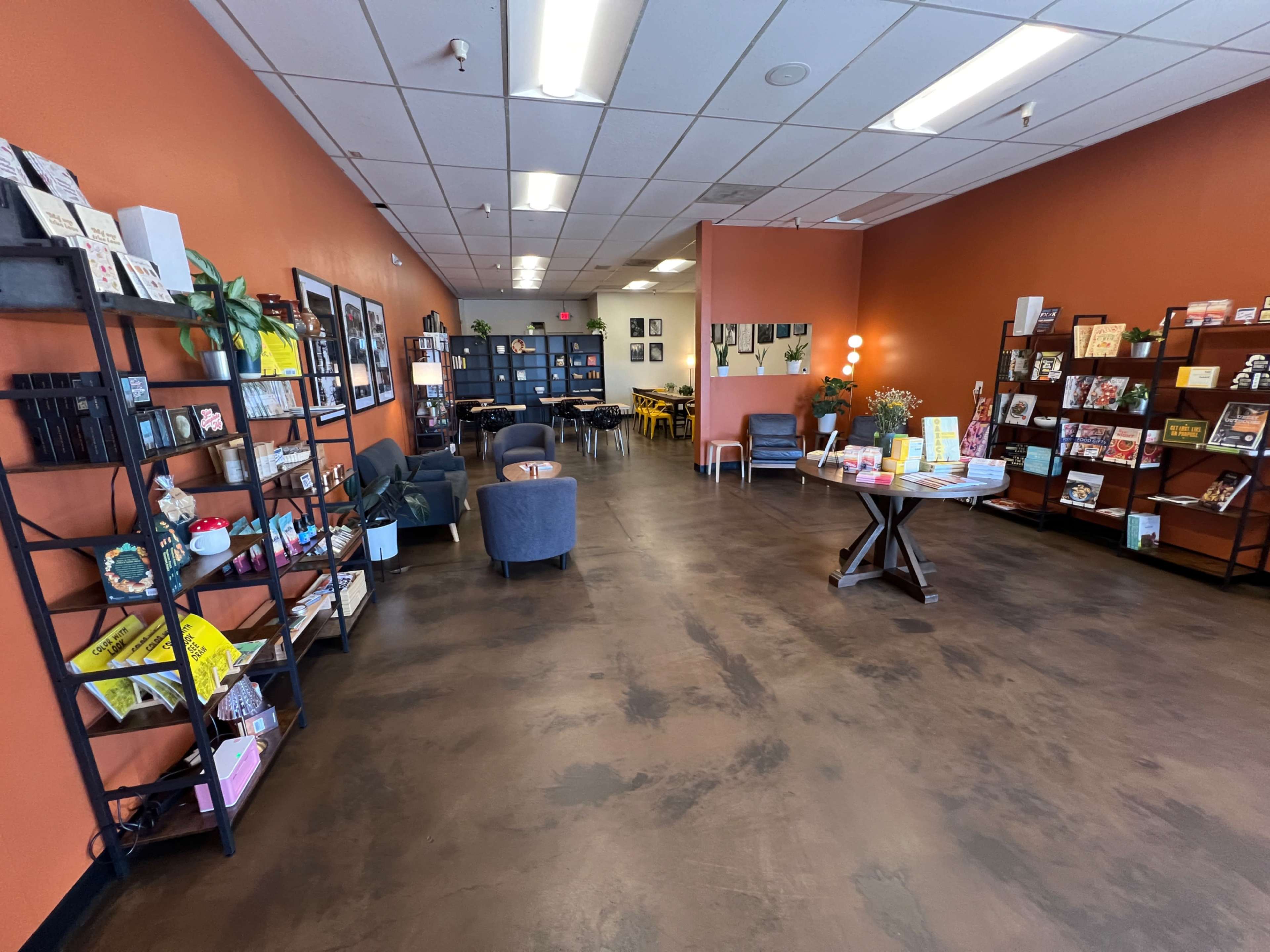 Cozy and relaxing space in North Phoenix. Image in Paradise Valley Village, Phoenix, AZ