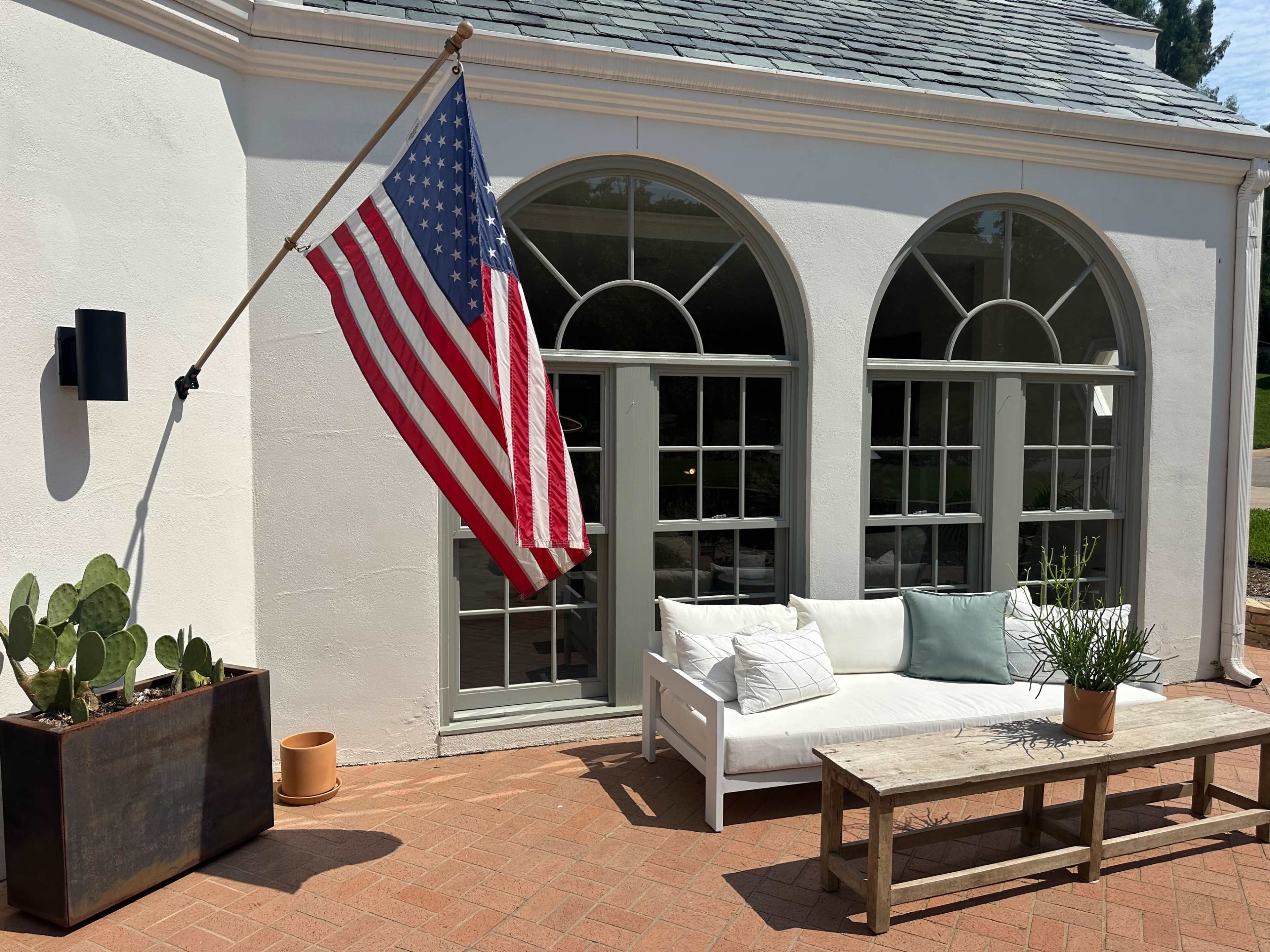 Light filled Modern - Single Family Home in Fort Worth's Rivercrest Area. Image in Monticello, Fort Worth, TX