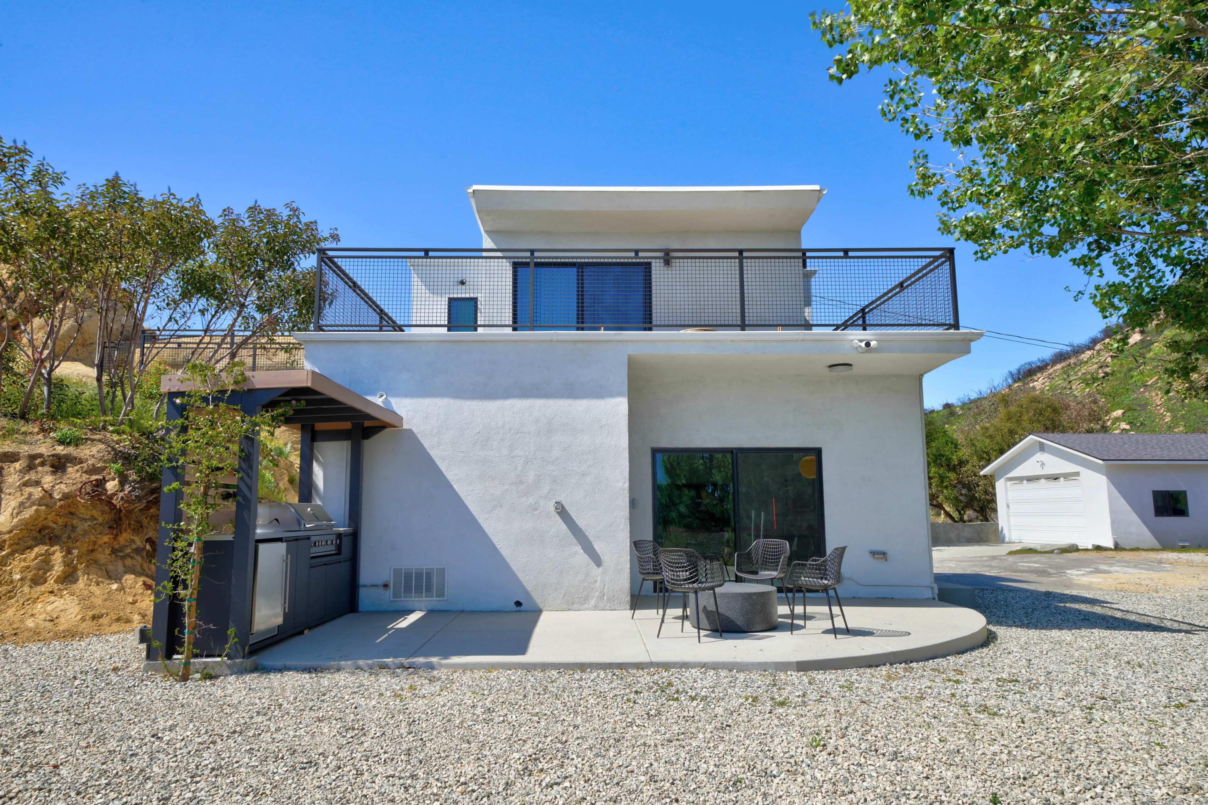 MALIBU CANYON VILLA W/ ROOFTOP & EPIC VIEWS Image in , Malibu, CA