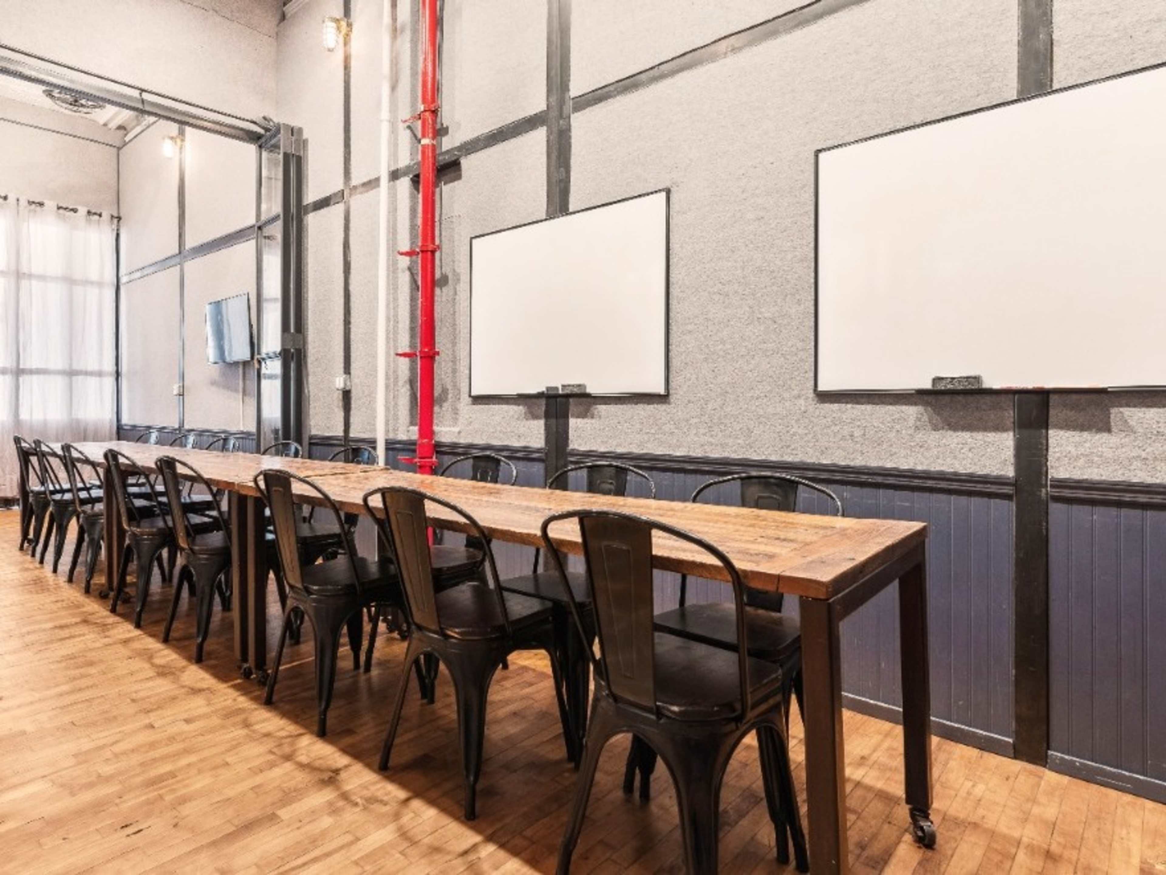 Conference Room for 16 people