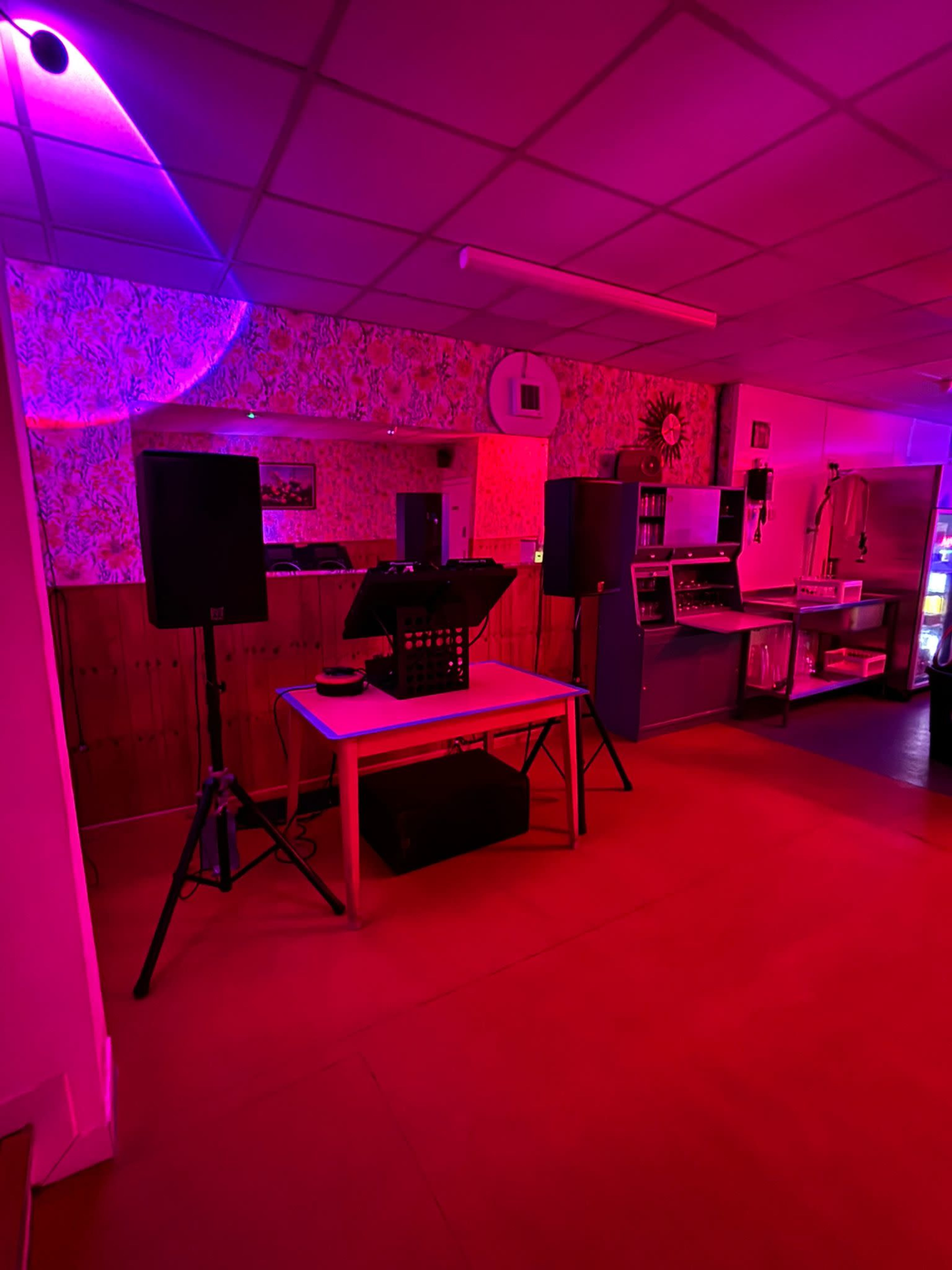 Cozy Urban Cocktail Bar With Home Vibes In Central Manchester Image in Manchester, Manchester, ENG